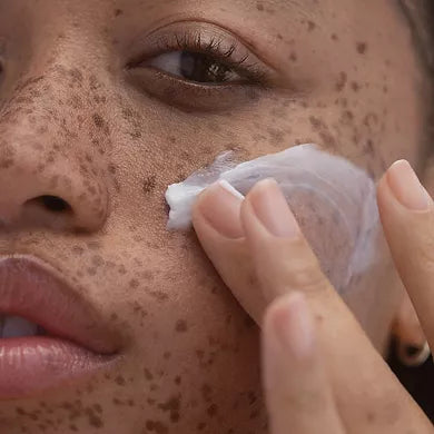 Summer Fridays Rich Cushion Cream Ultra Plumping Moisturizer Crema ultra nutritiva y rellenadora para una hidratación intensa