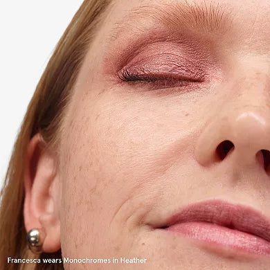 Glossier Monochromes Paleta Esencial de Sombras en Trío Heather