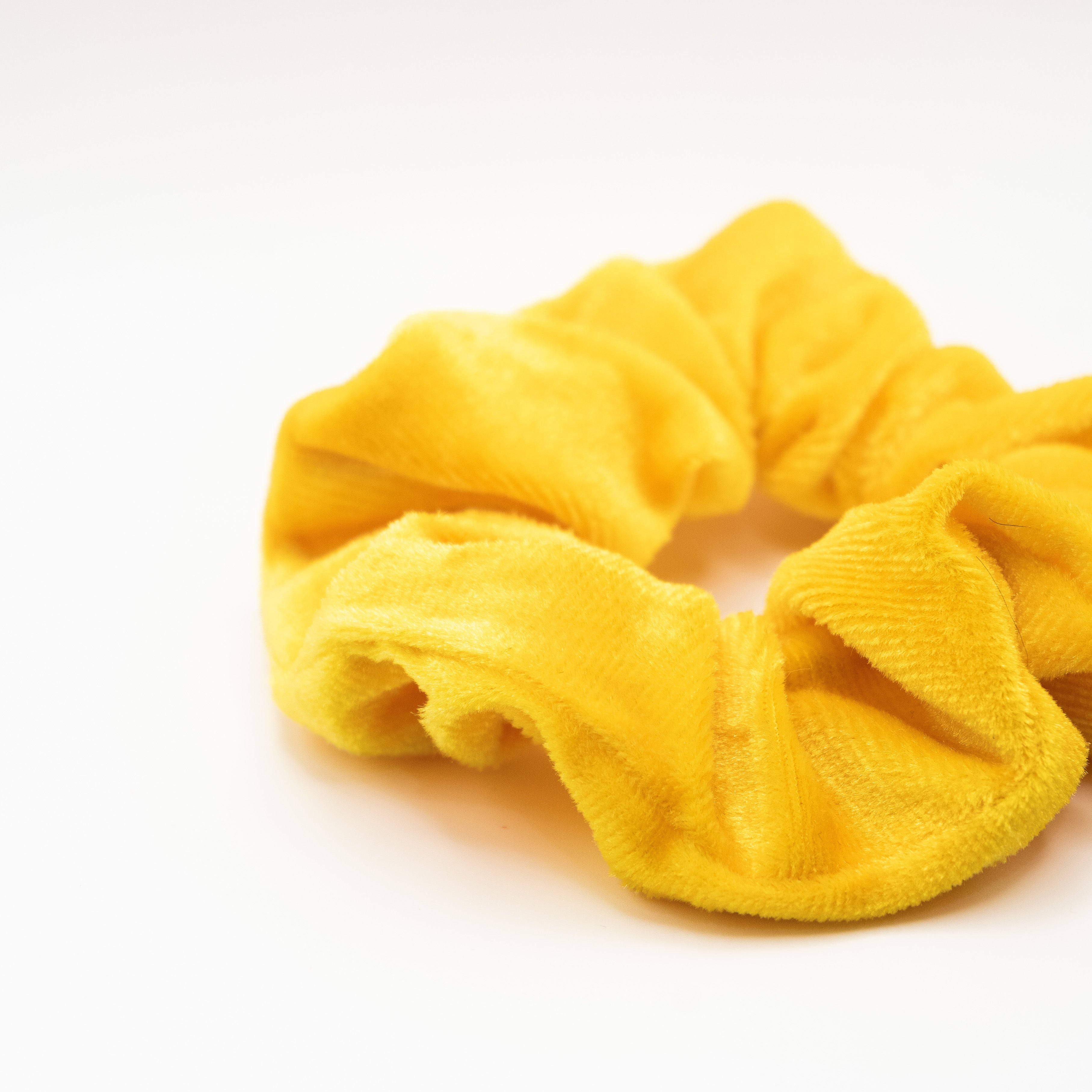 Scrunchie Velvet Amarillo