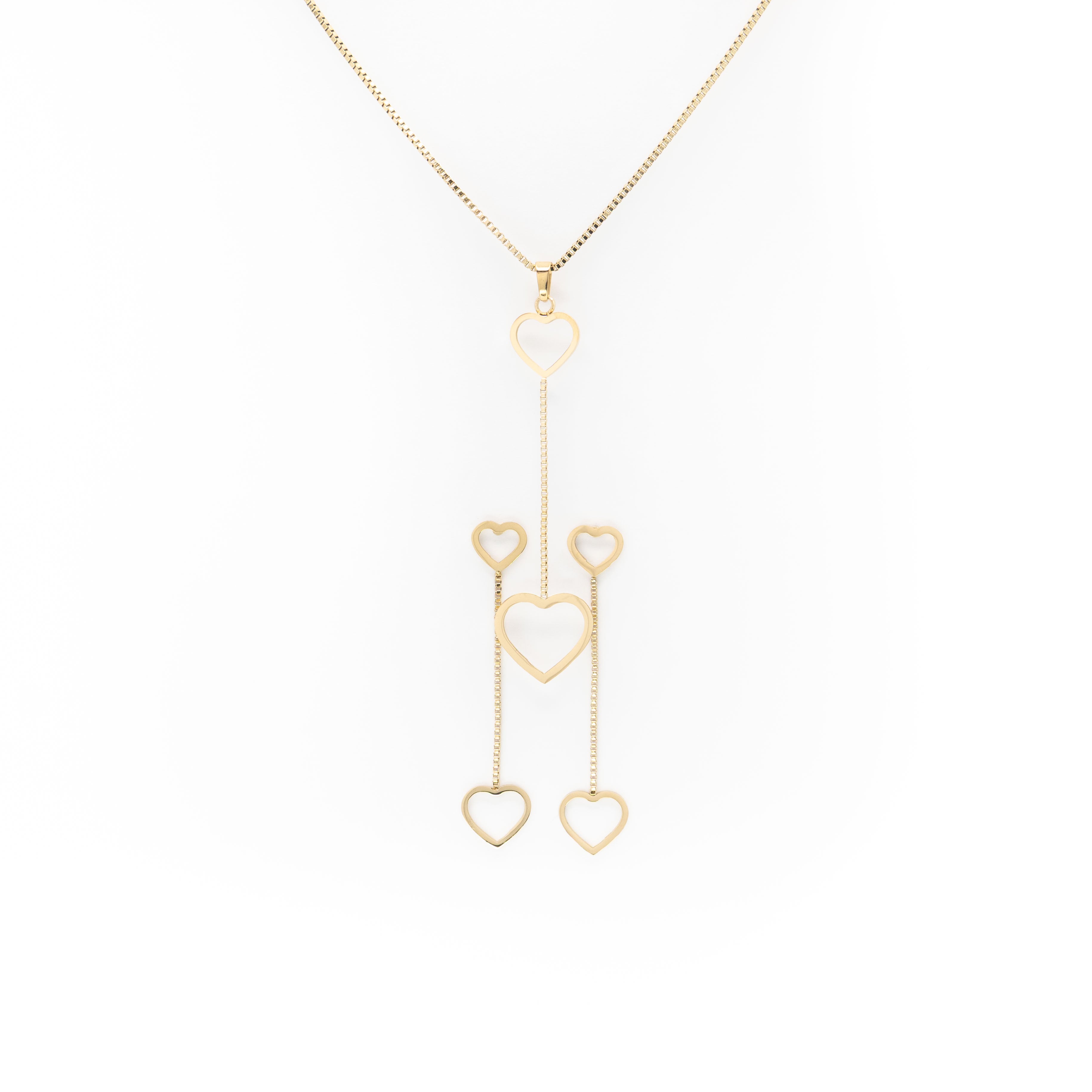 Set De Aretes Y Collar De Corazón
