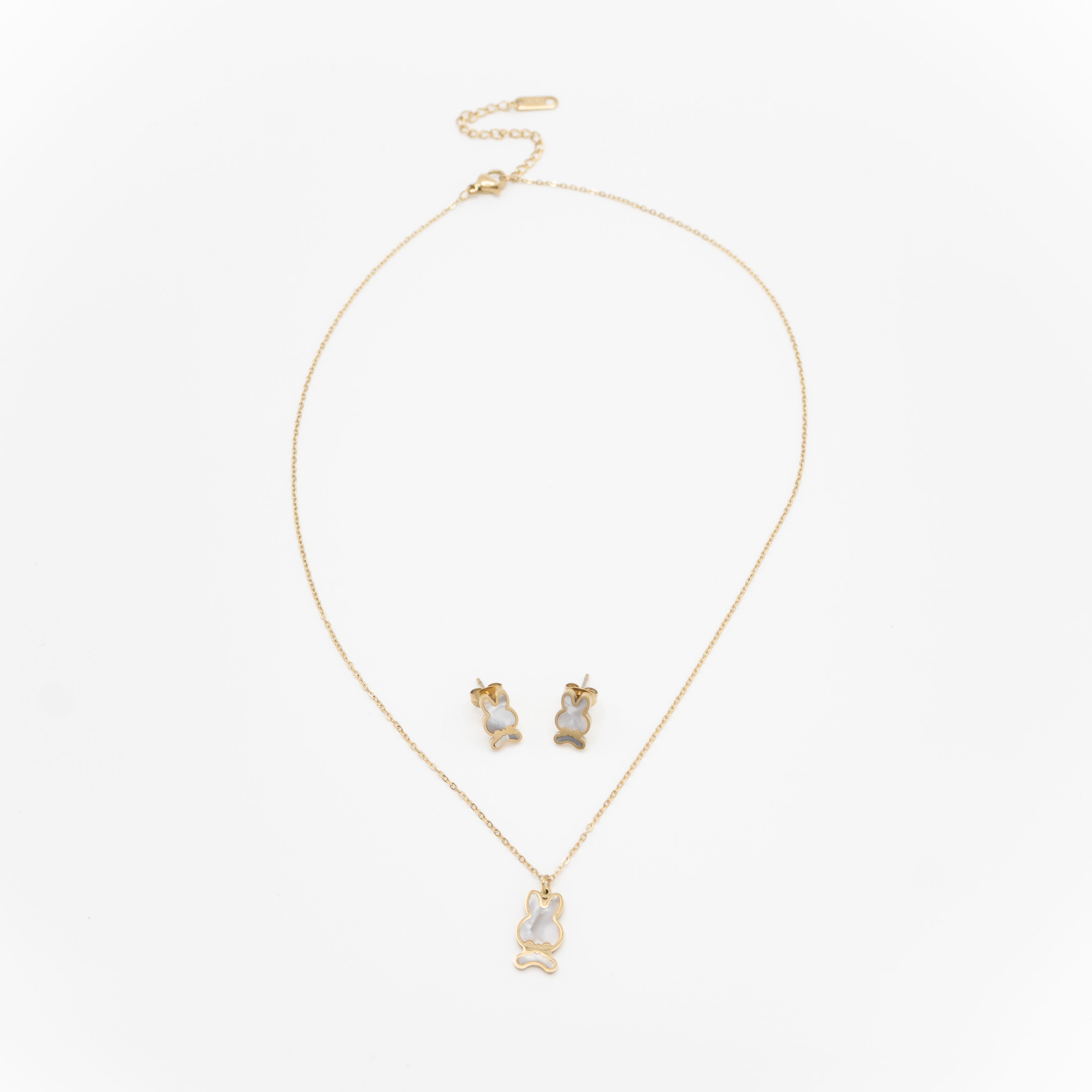 Set De Aretes Y Collar De Conejo