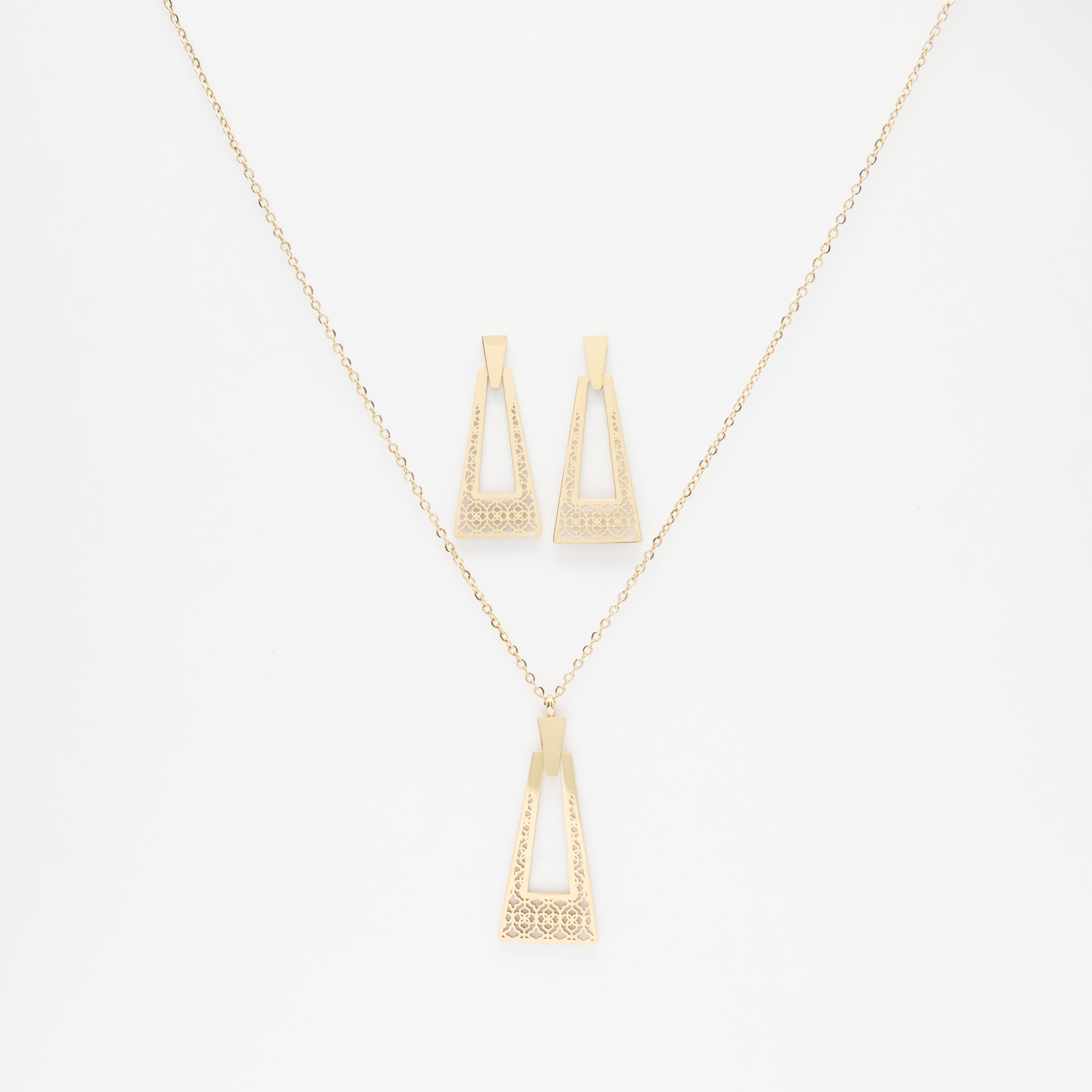 Set De Aretes Y Collar Triangular