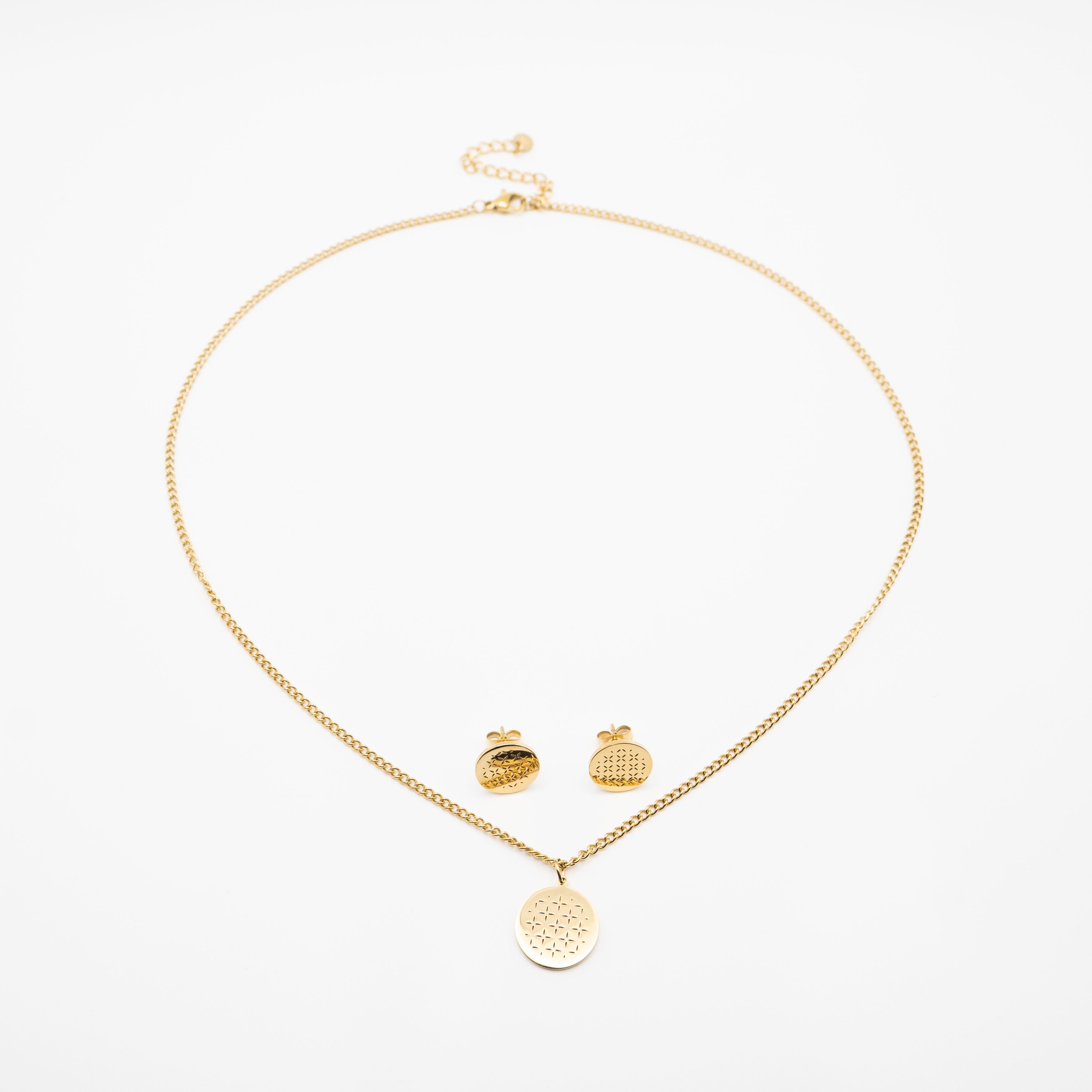 Set De Collar Y Aretes Con Diseño Calado