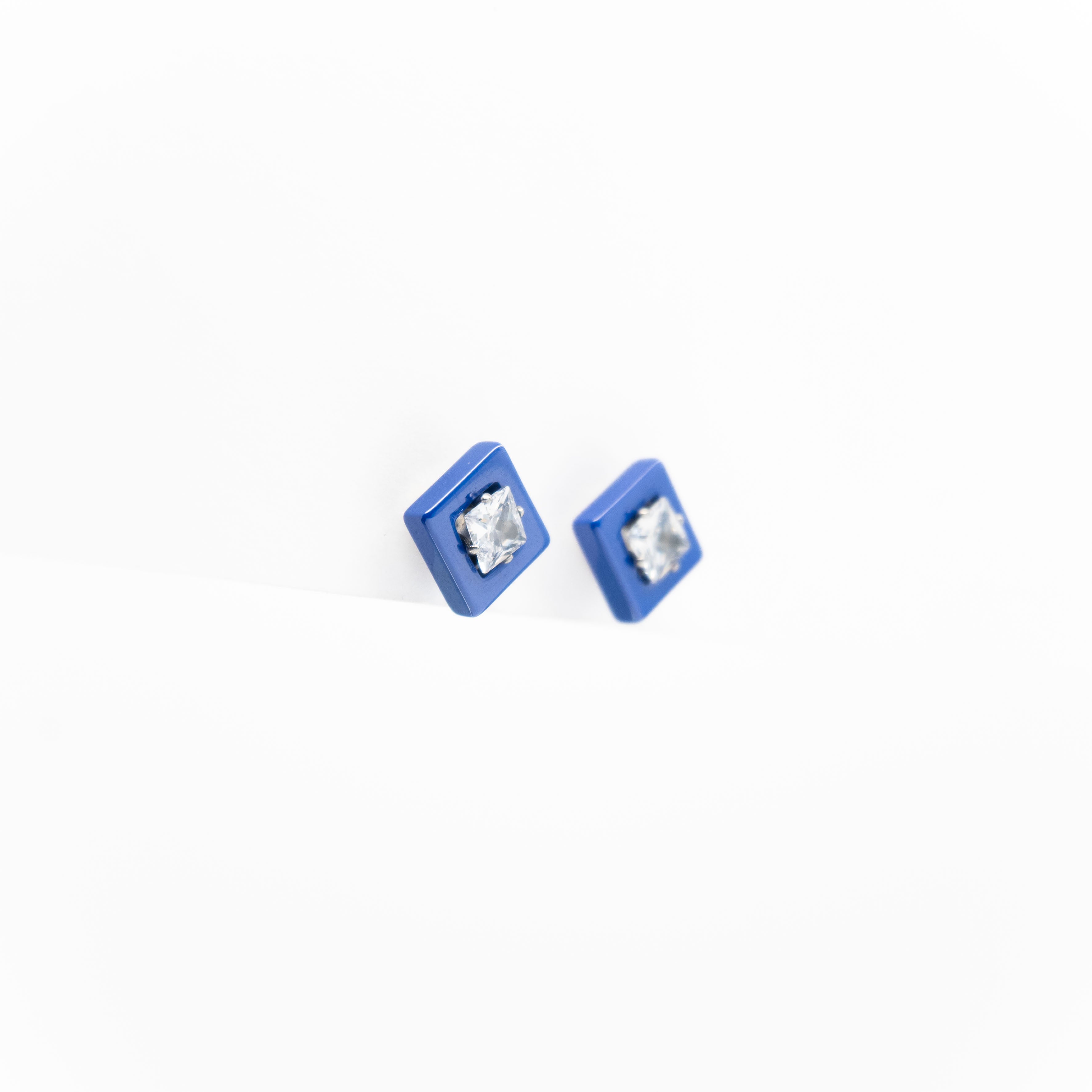 Aretes Cuadrados Con Circonia