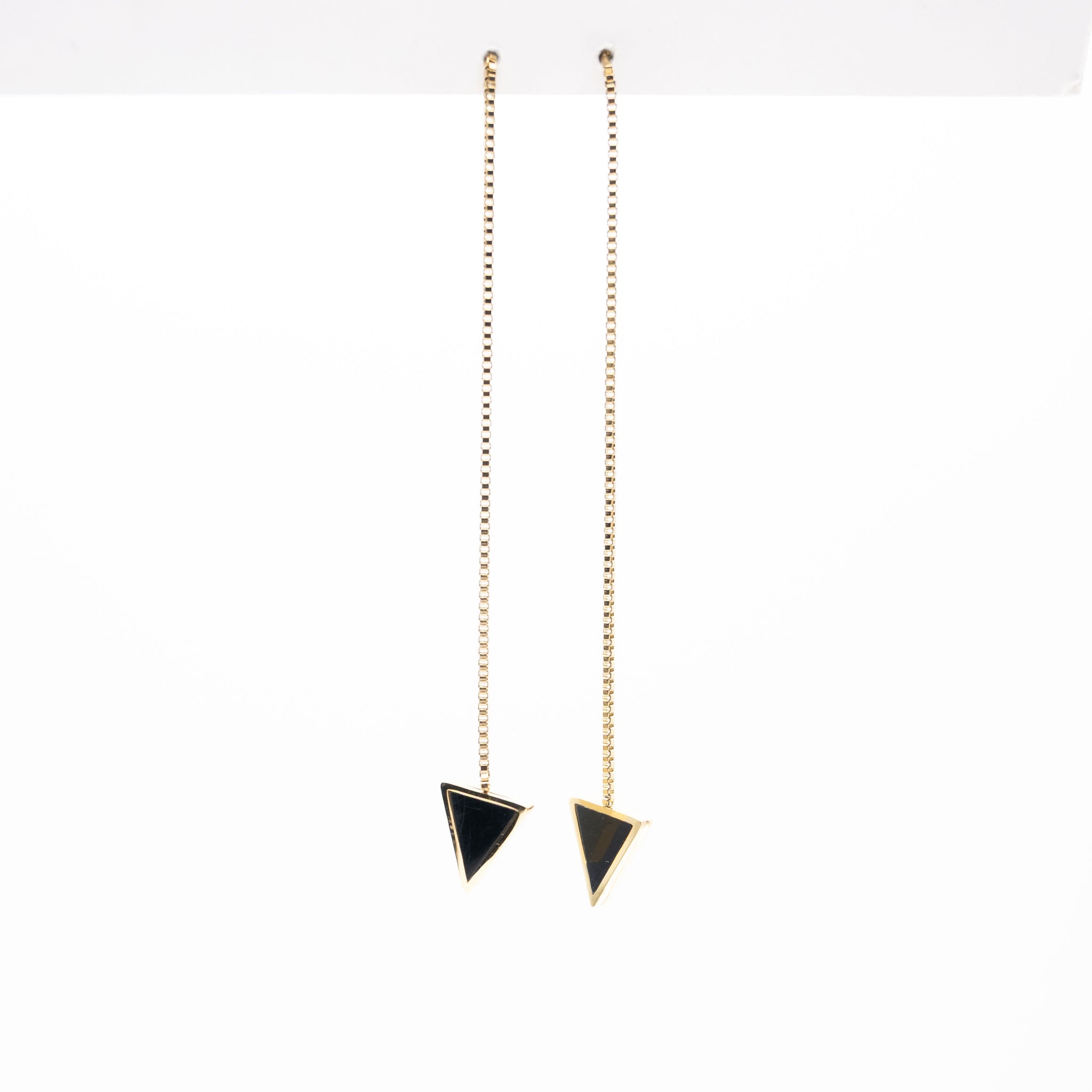Aretes Triangulares Colgantes