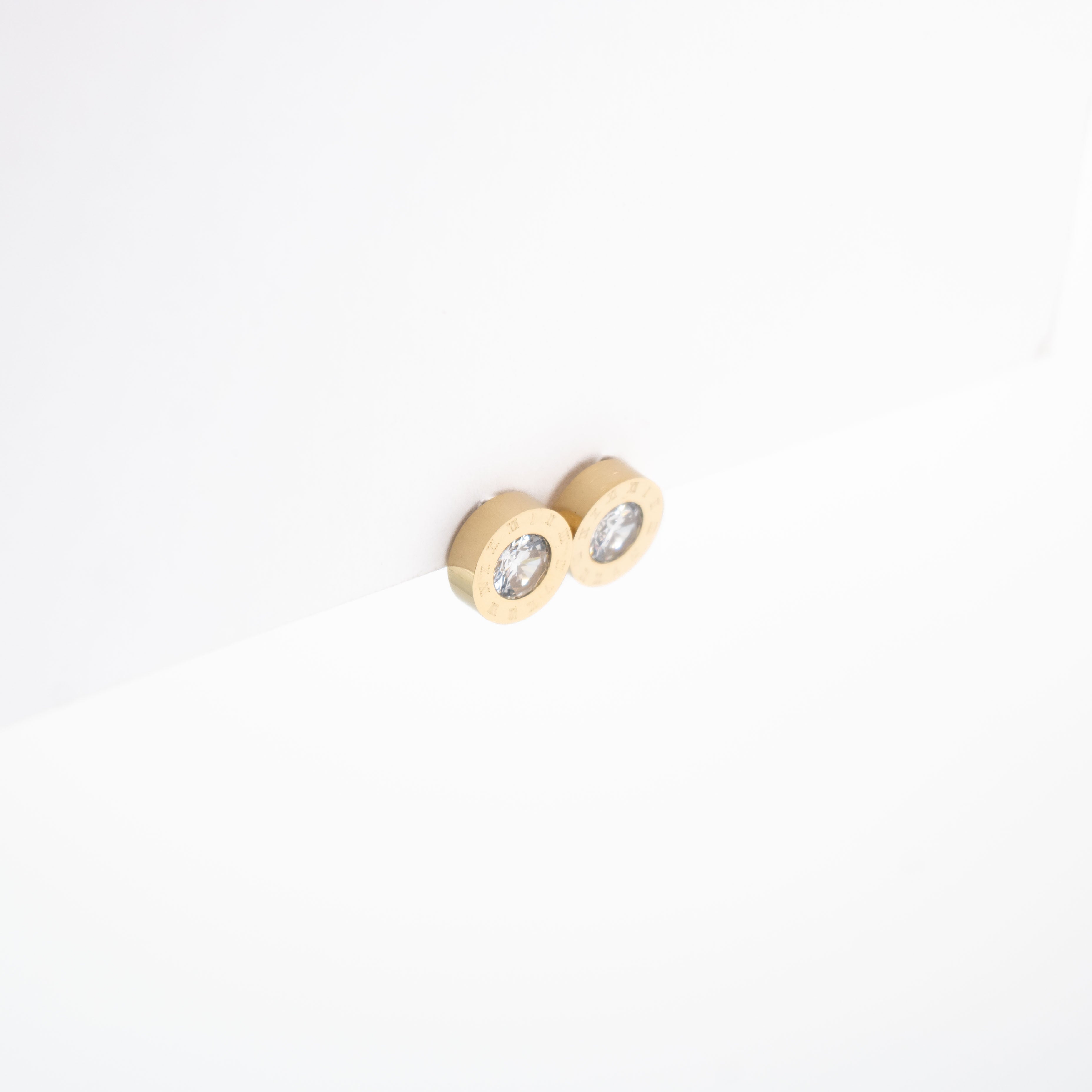Aretes De Reloj Con Cubic Zirconia