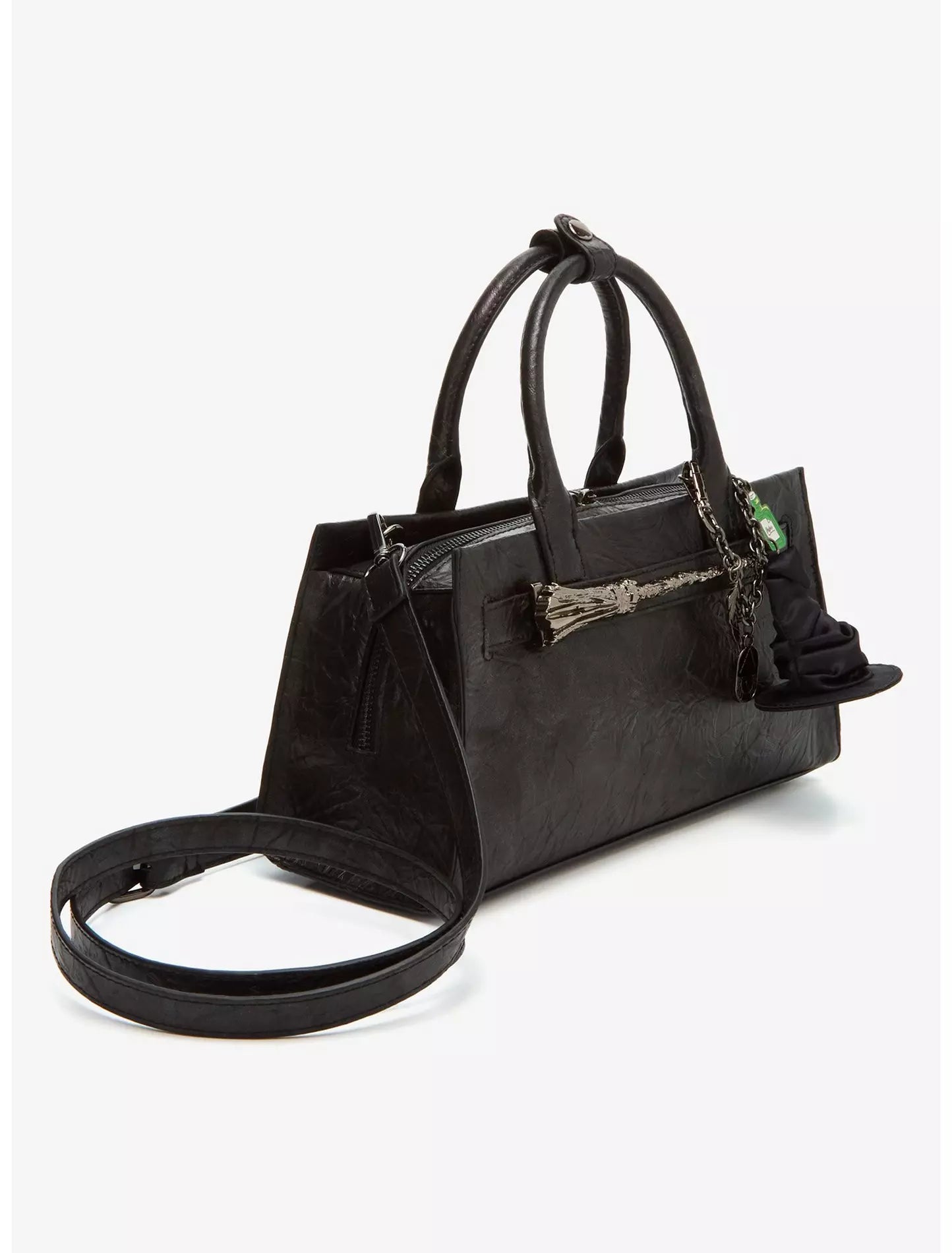 Bolso Wicked Elphaba con Textura Arrugada y Detalle de Escoba