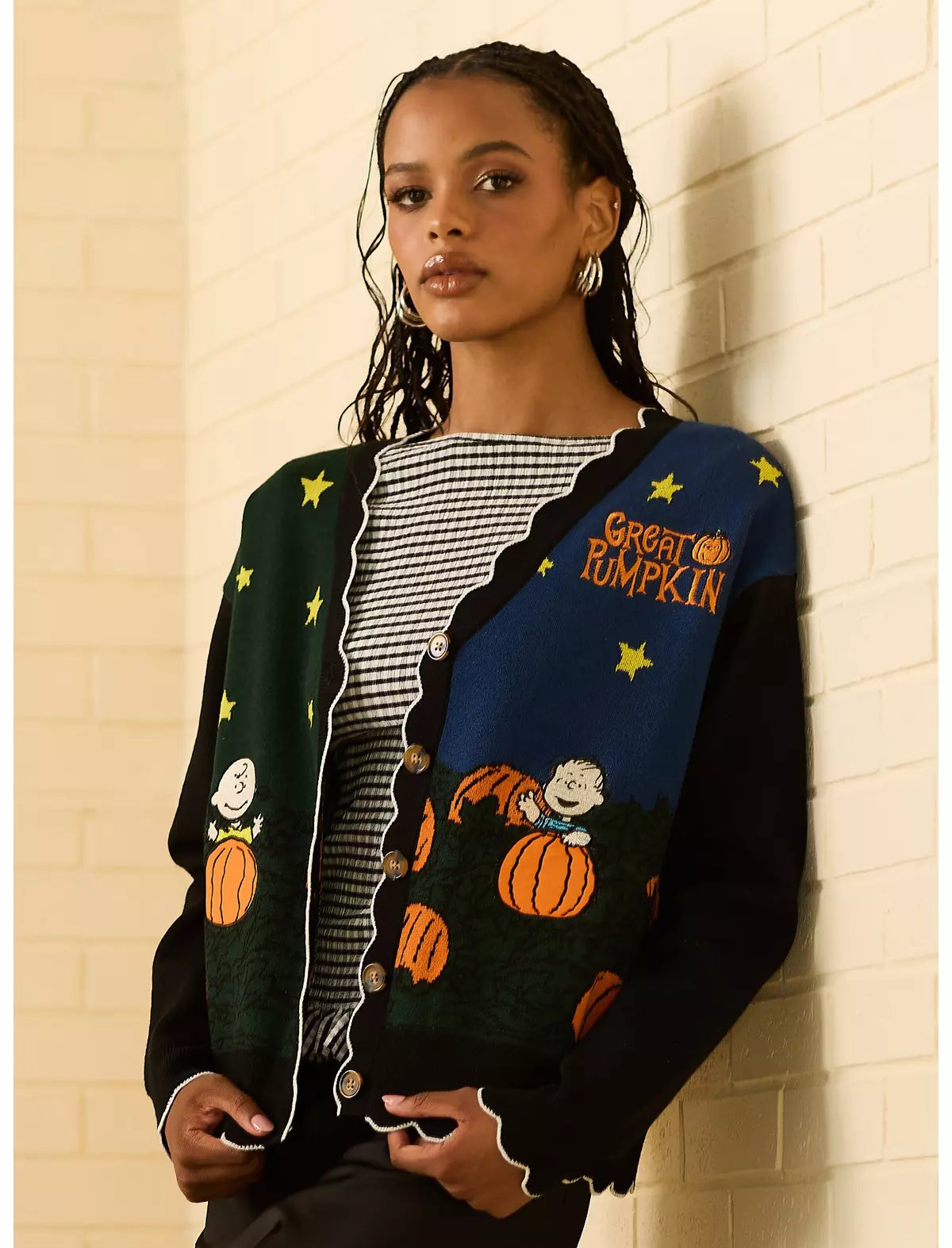 Peanuts The Great Pumpkin Women's Glow-in-the-Dark Cardigan Sueter Calabaza