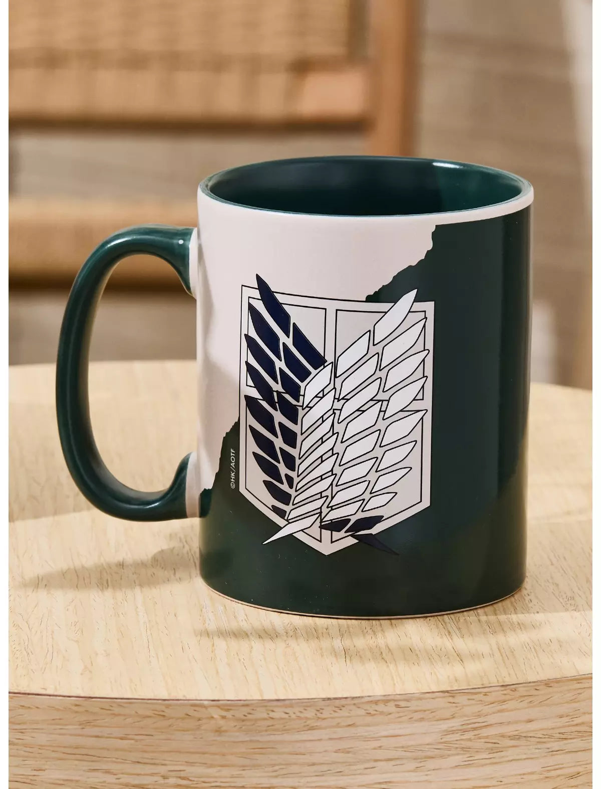 Attack on Titan Logo Taza