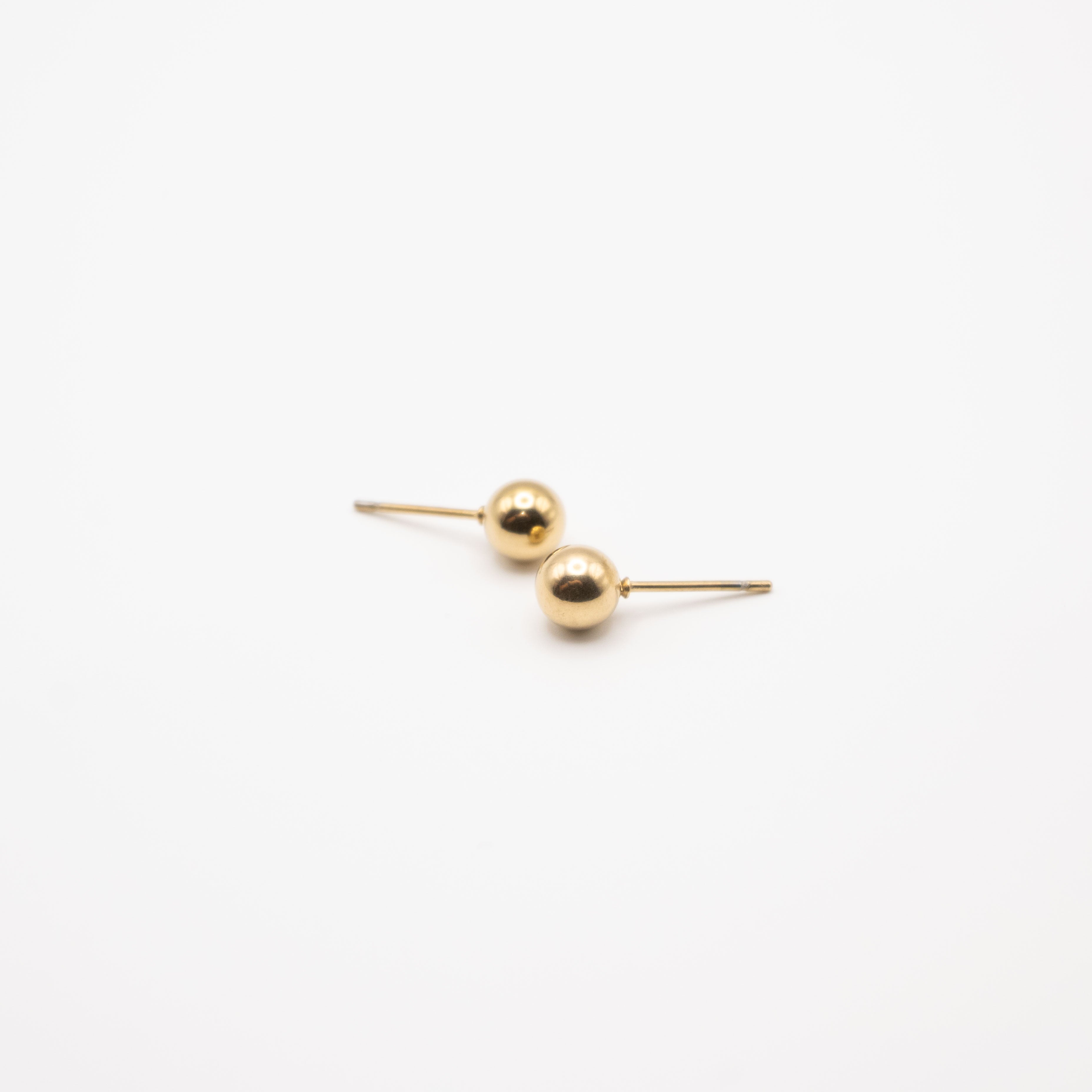 Arete Minimalista Dorado Grande