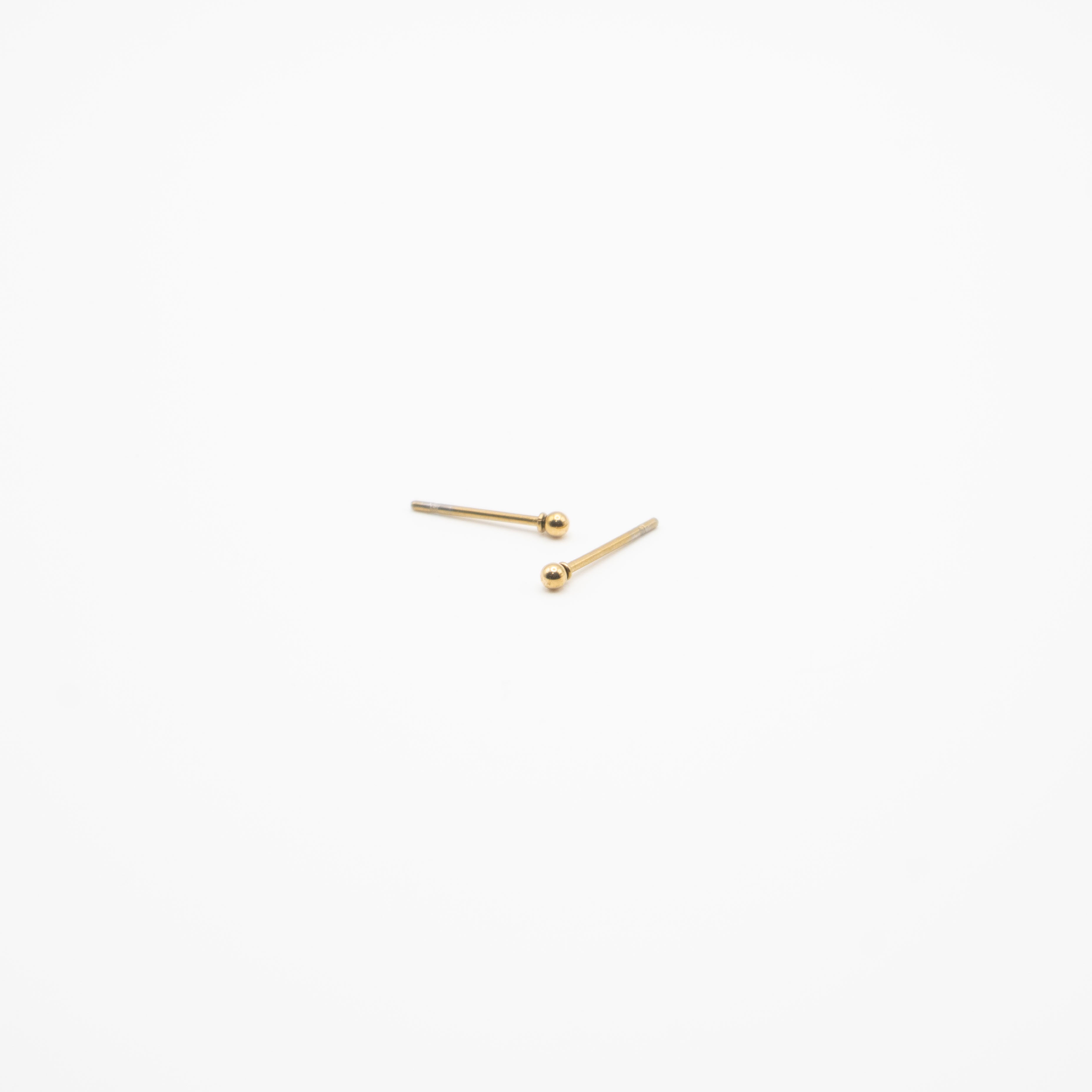Arete Minimalista Dorado Pequeño