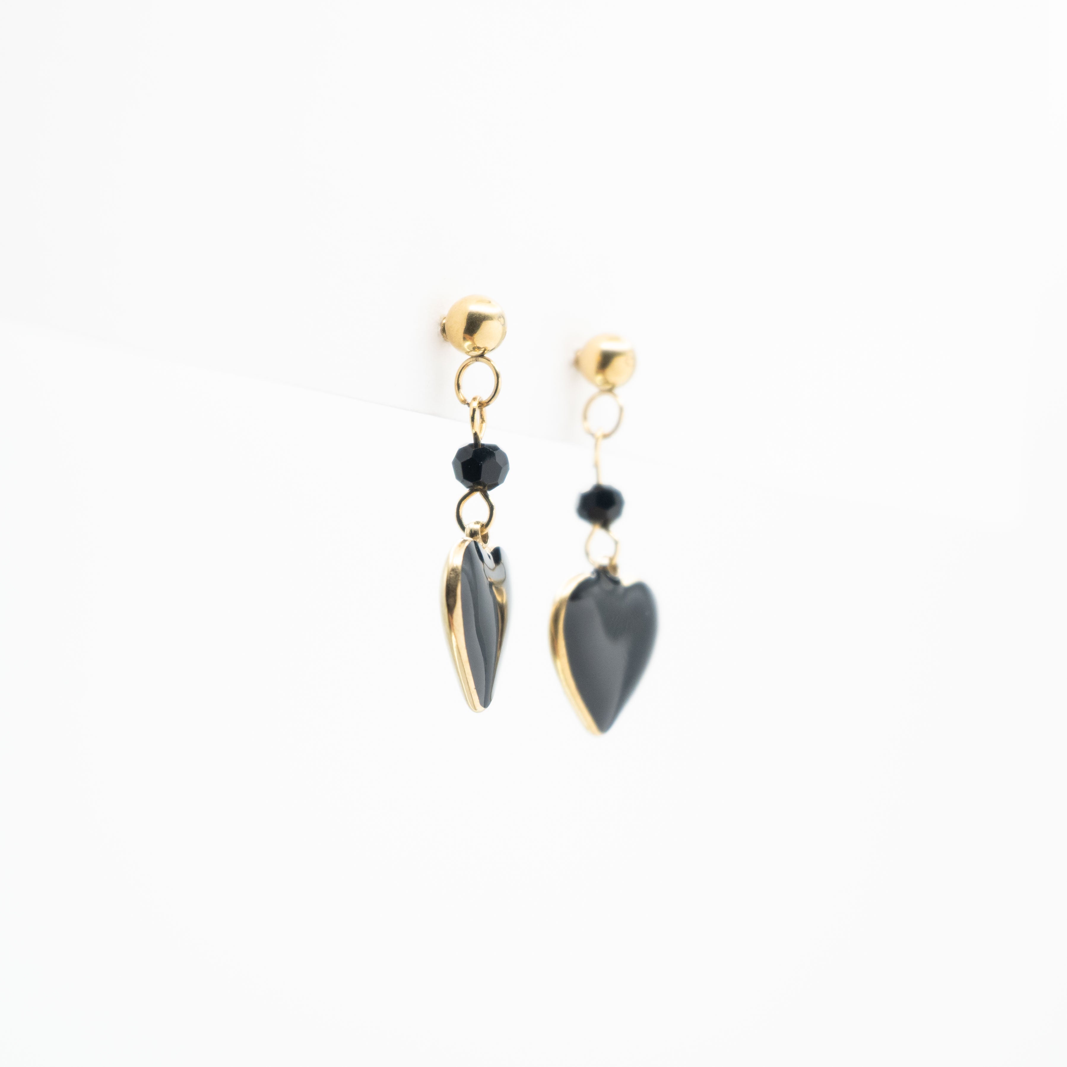 Aretes De Corazón Negro