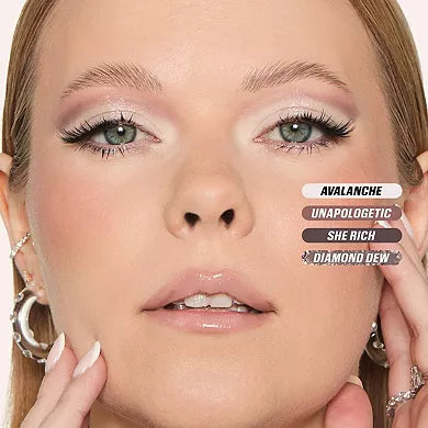 HUDA BEAUTY Paleta de Sombras Icy Nude