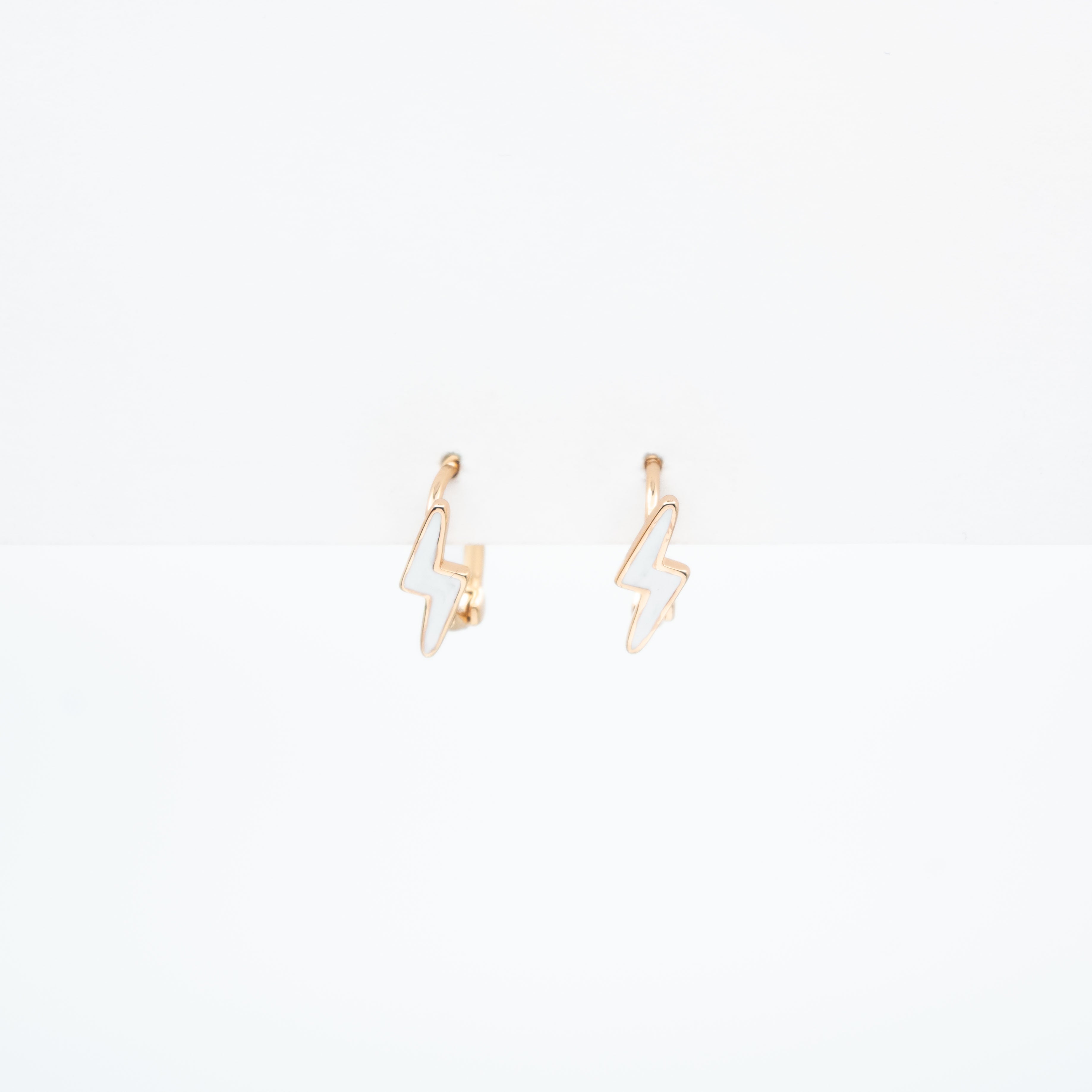 Aretes De Rayo Blanco