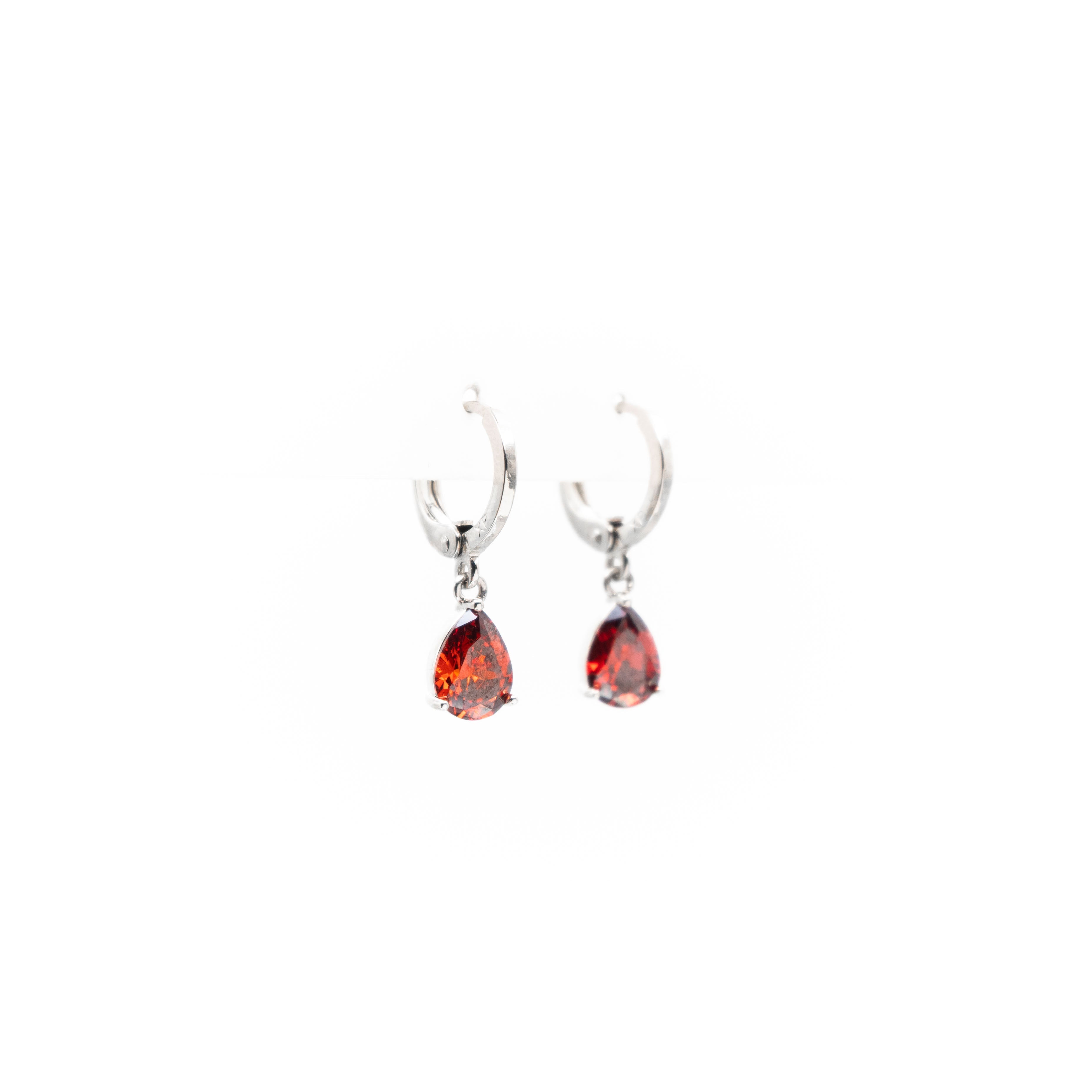 Aretes De Circonia Colgante Rojo