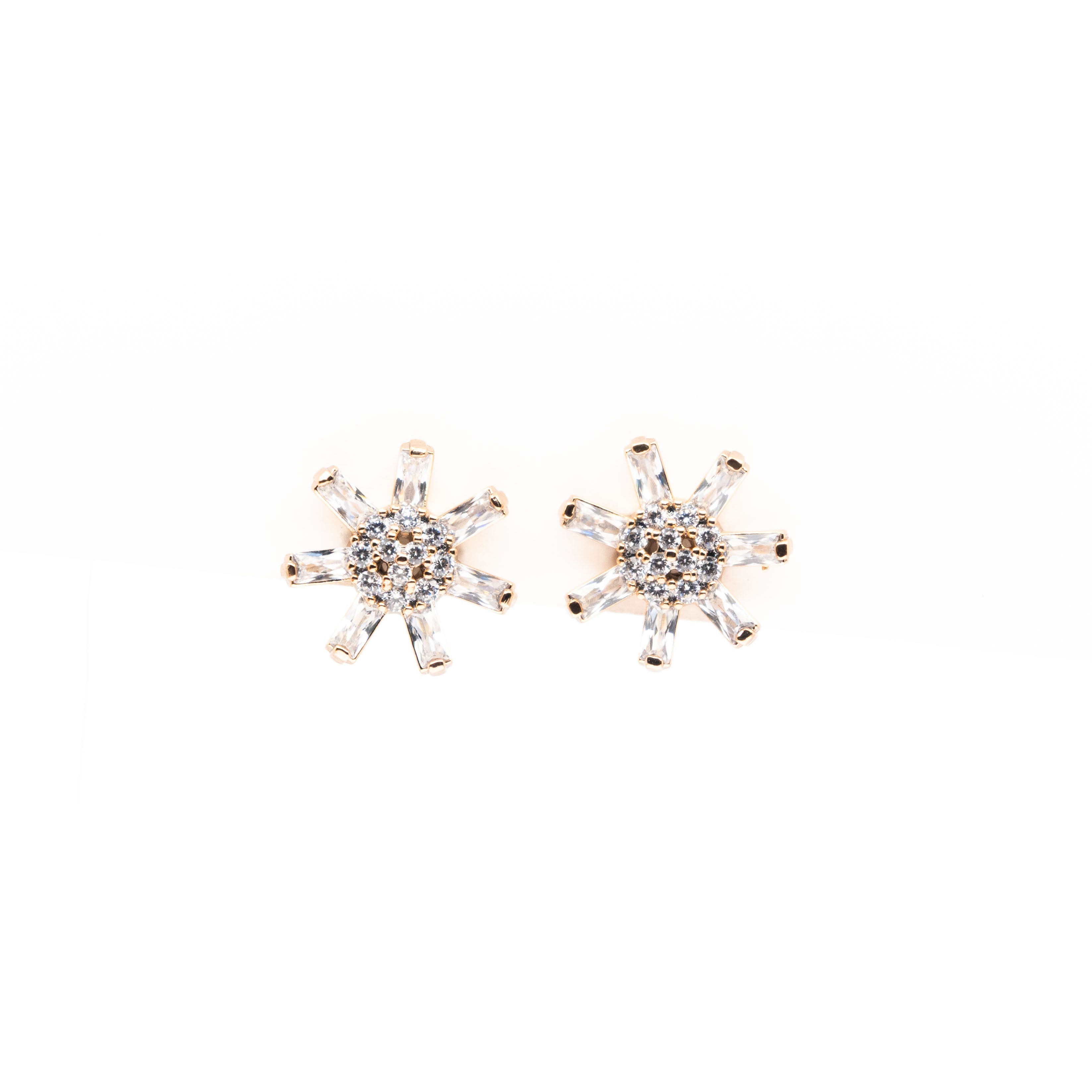 Aretes De Estrella De Circonia