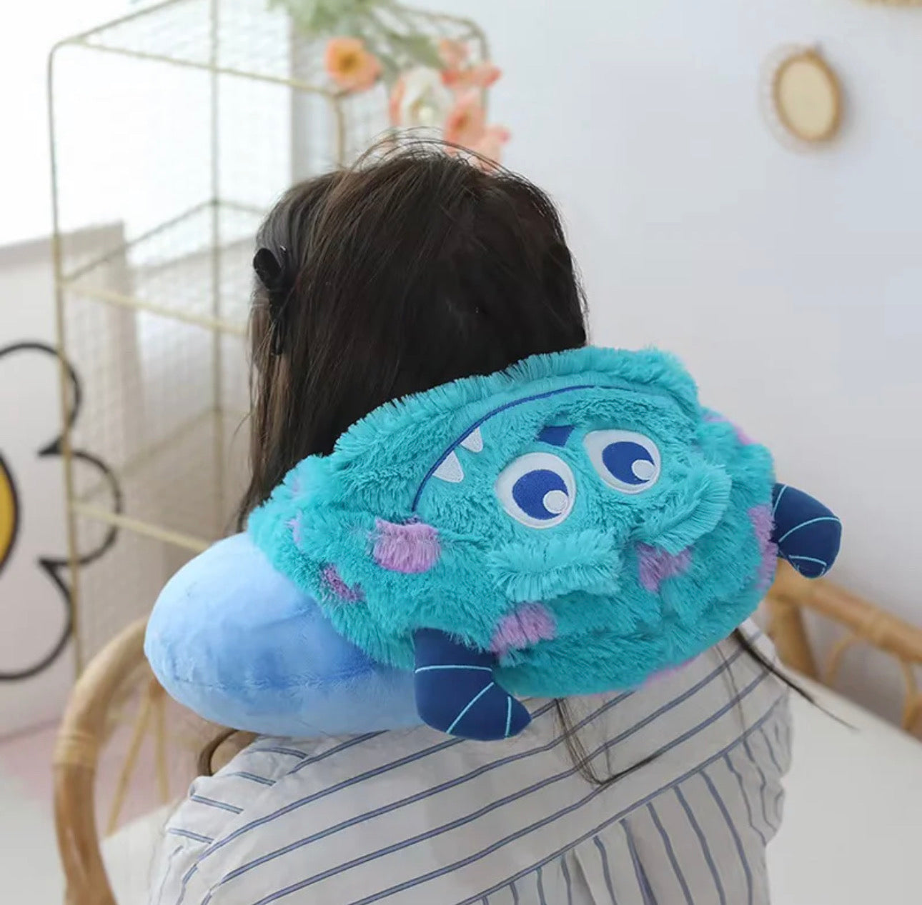 Monsters Inc Alomohada De Viaje Sully