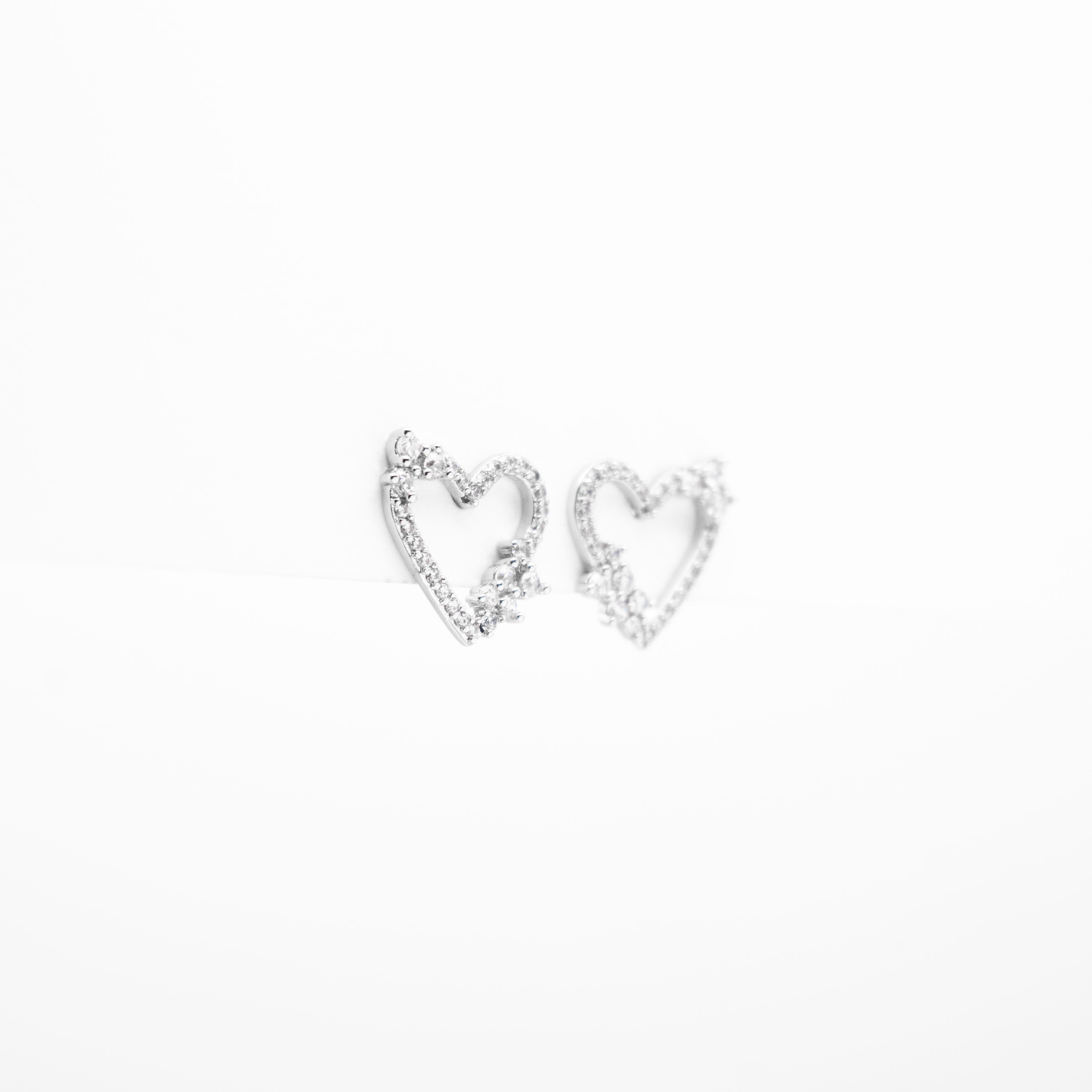Aretes De Corazón Con Strass