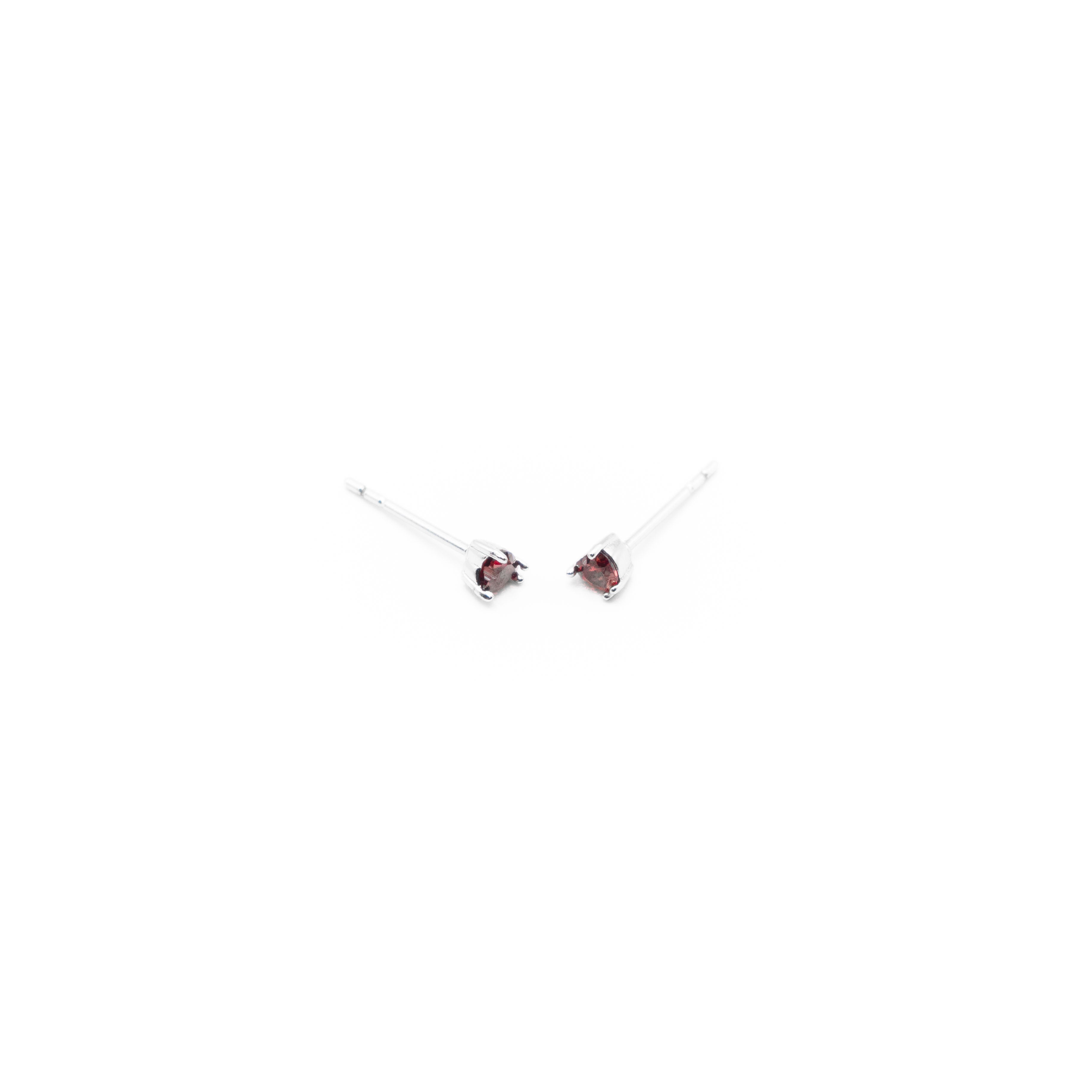 Aretes De Corazón Rojo