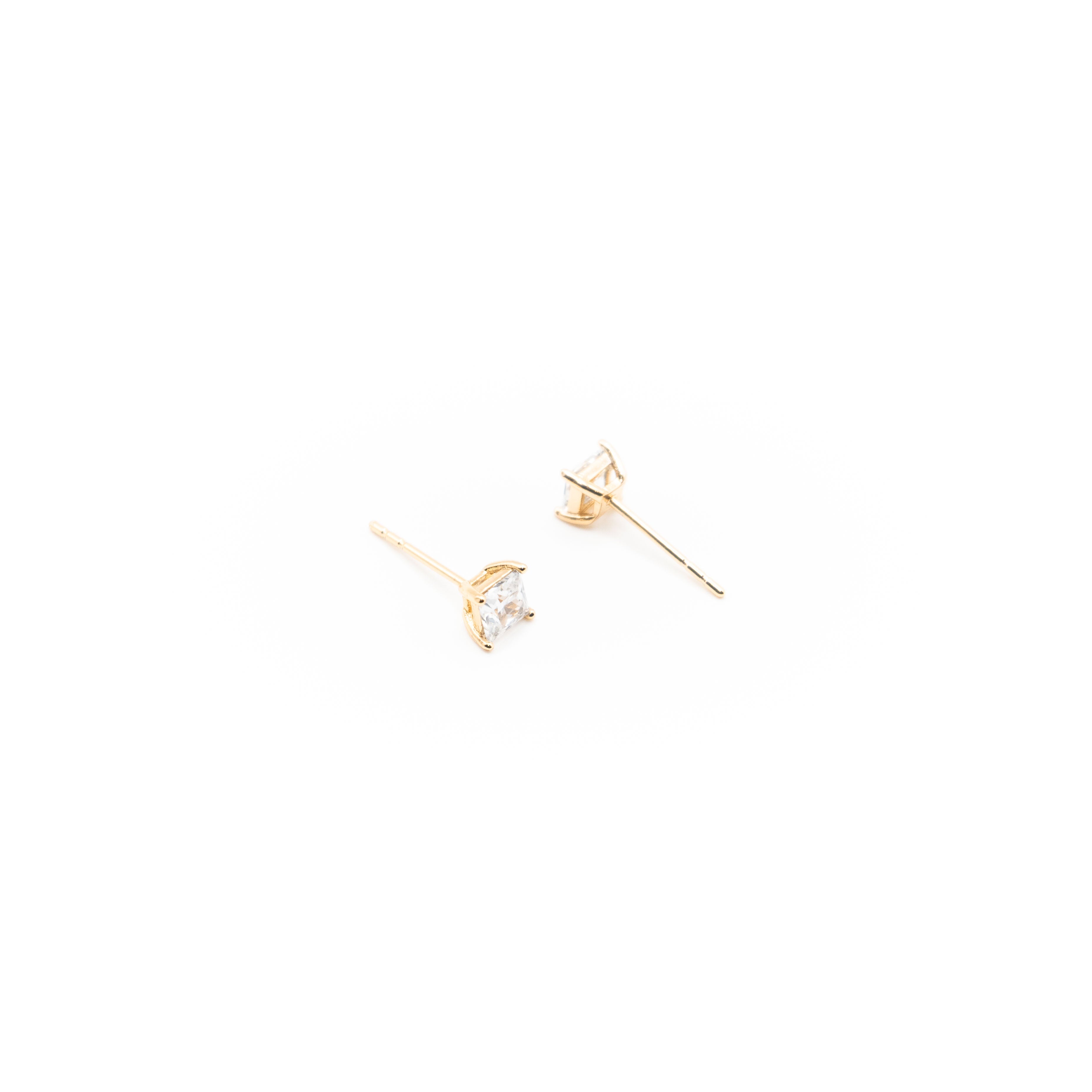 Aretes Dorados De Cubic Zirconia