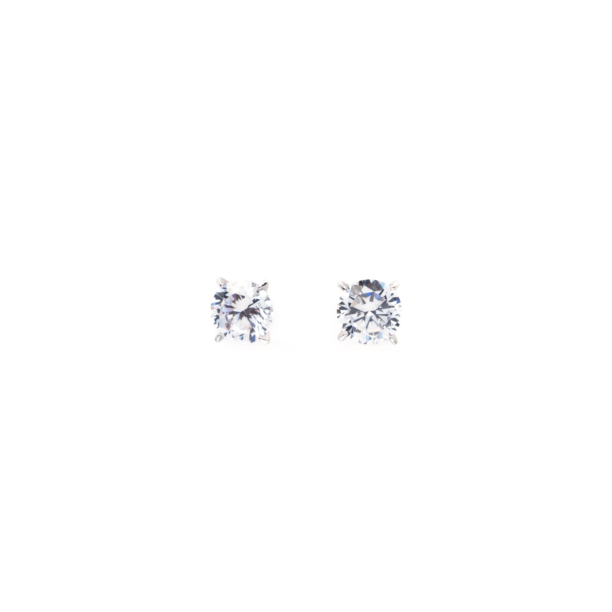 Aretes De Cubic Zirconia Medianos