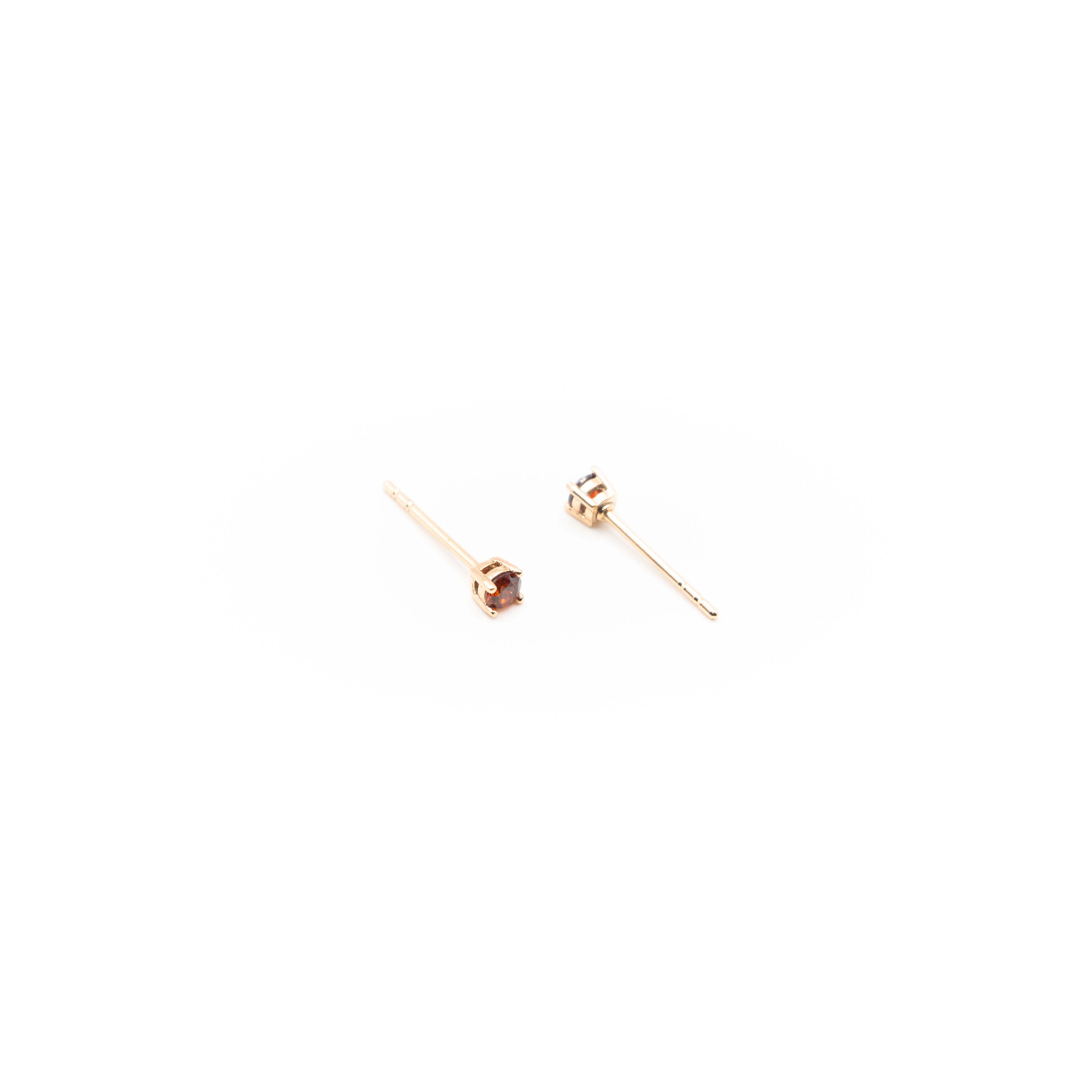 Aretes De Circonia Pequeña