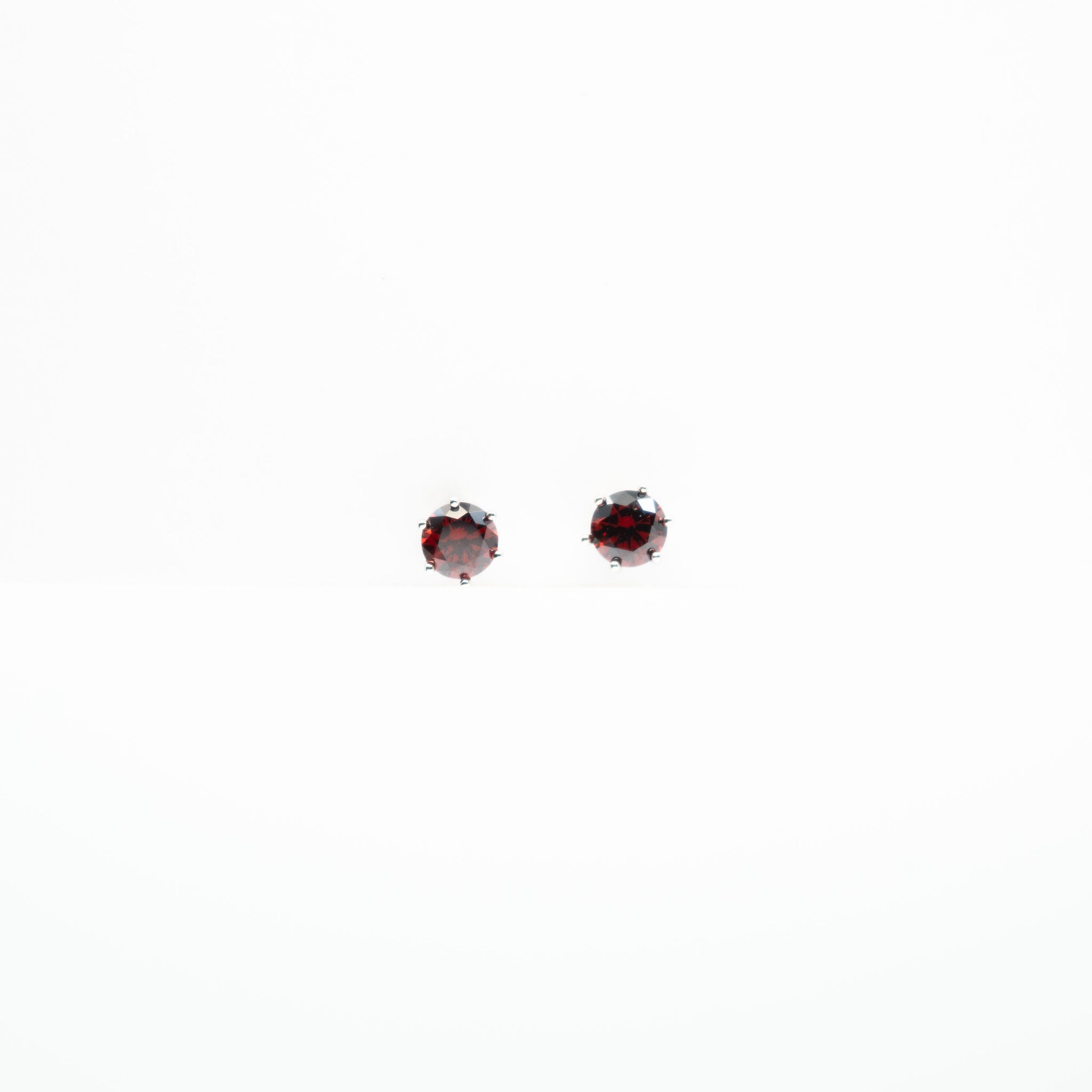 Aretes De Circonia Circular Roja