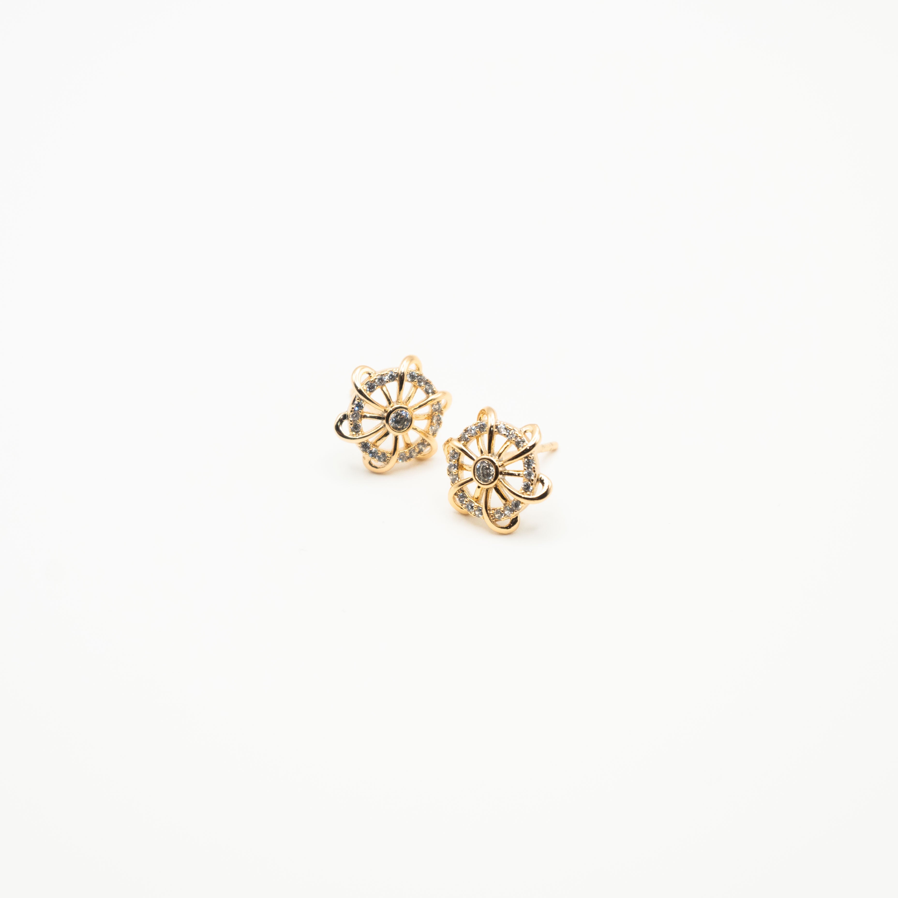Aretes Entrelazo Dorado Strass