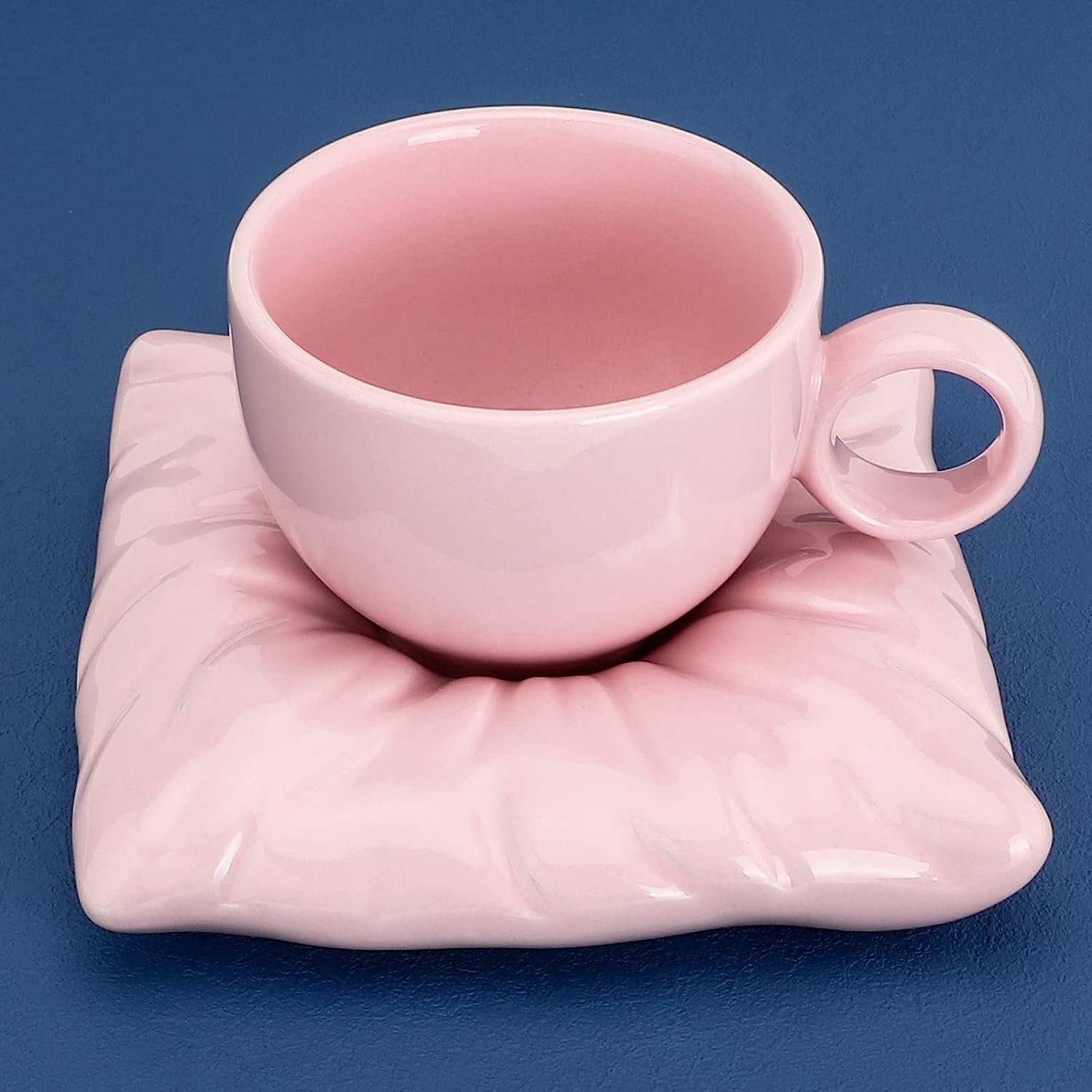 Taza Con Plato En Forma De Almohada