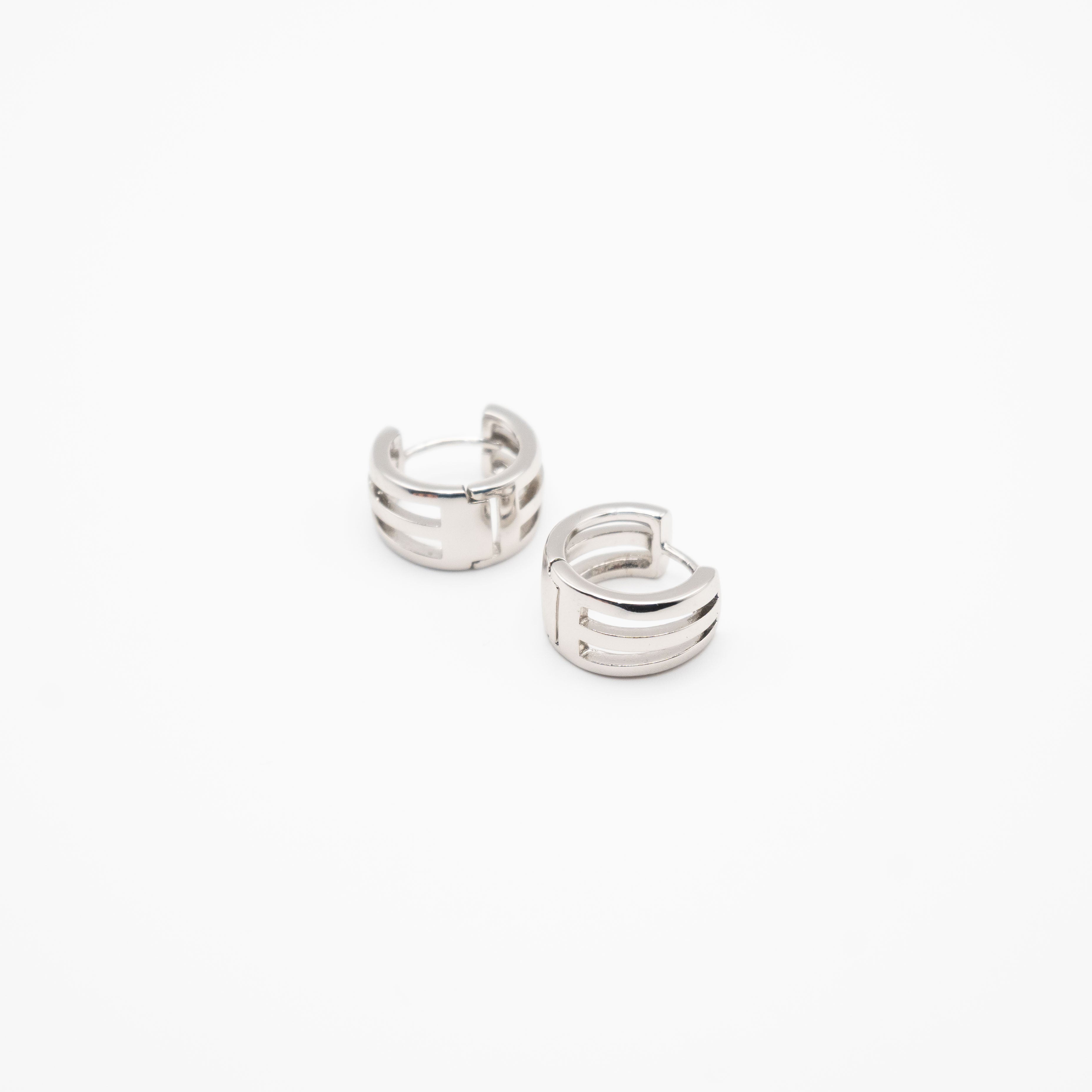 Aretes Plateados De Argolla