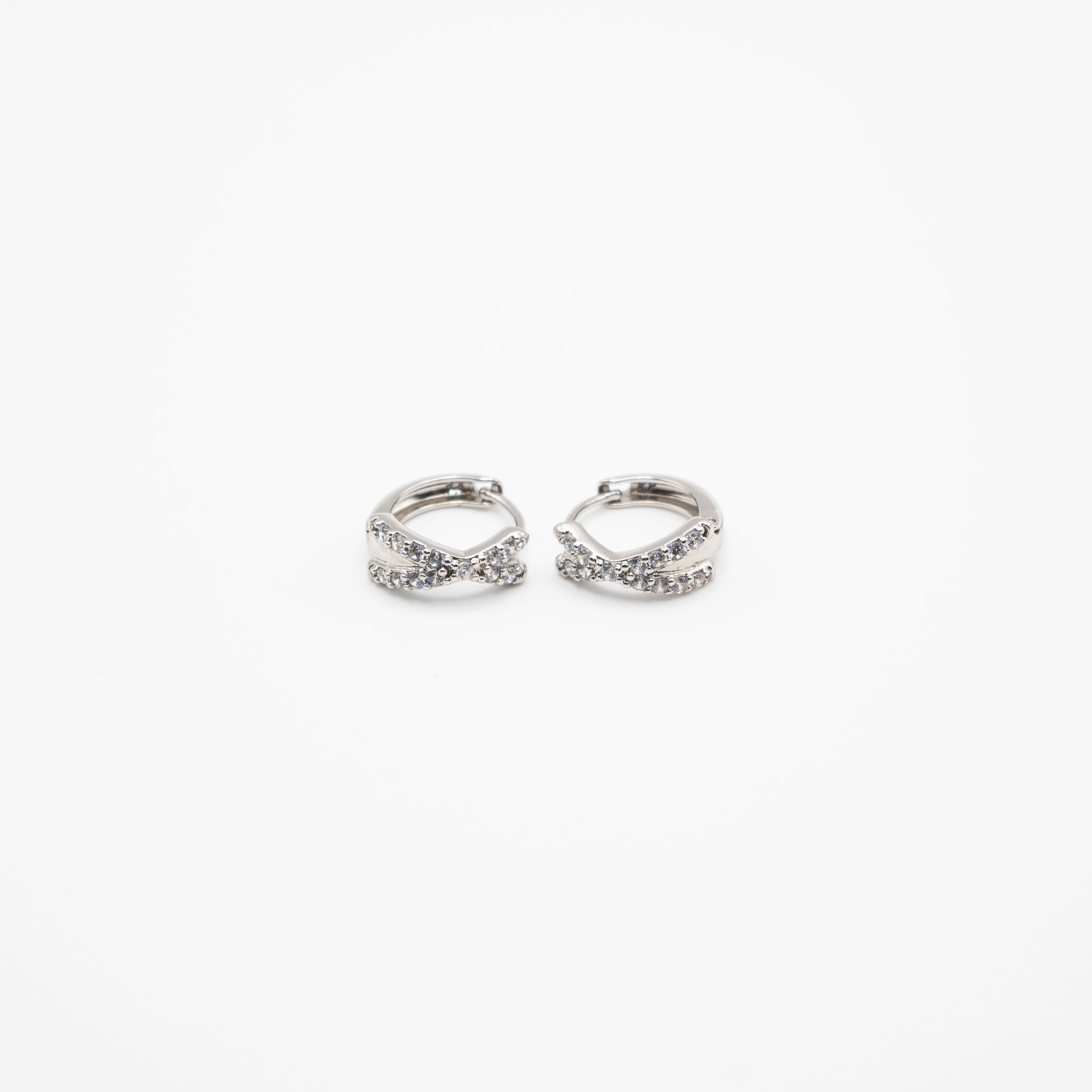 Aretes Con "X" Tipo Strass