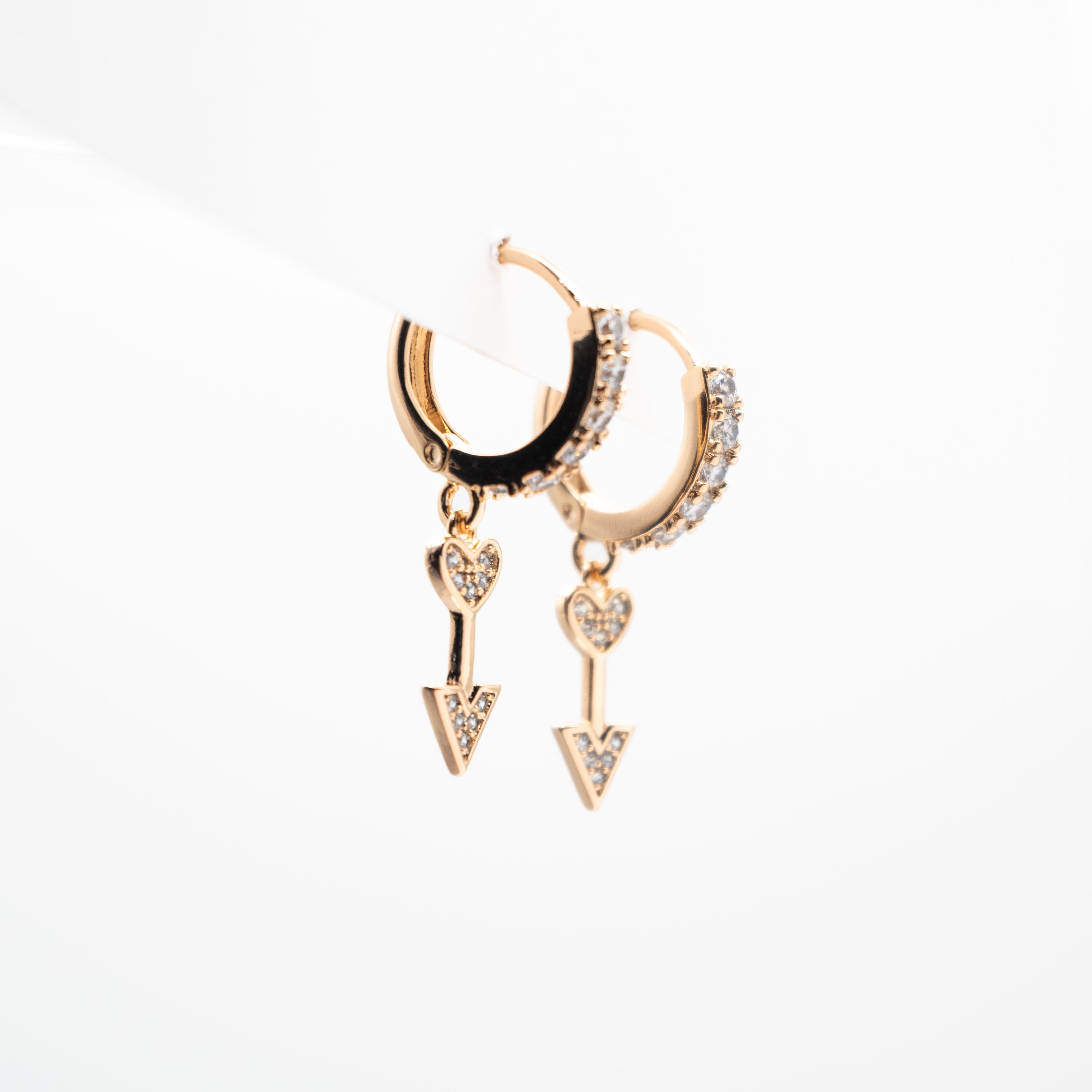 Aretes De Corazón Con Flecha Strass