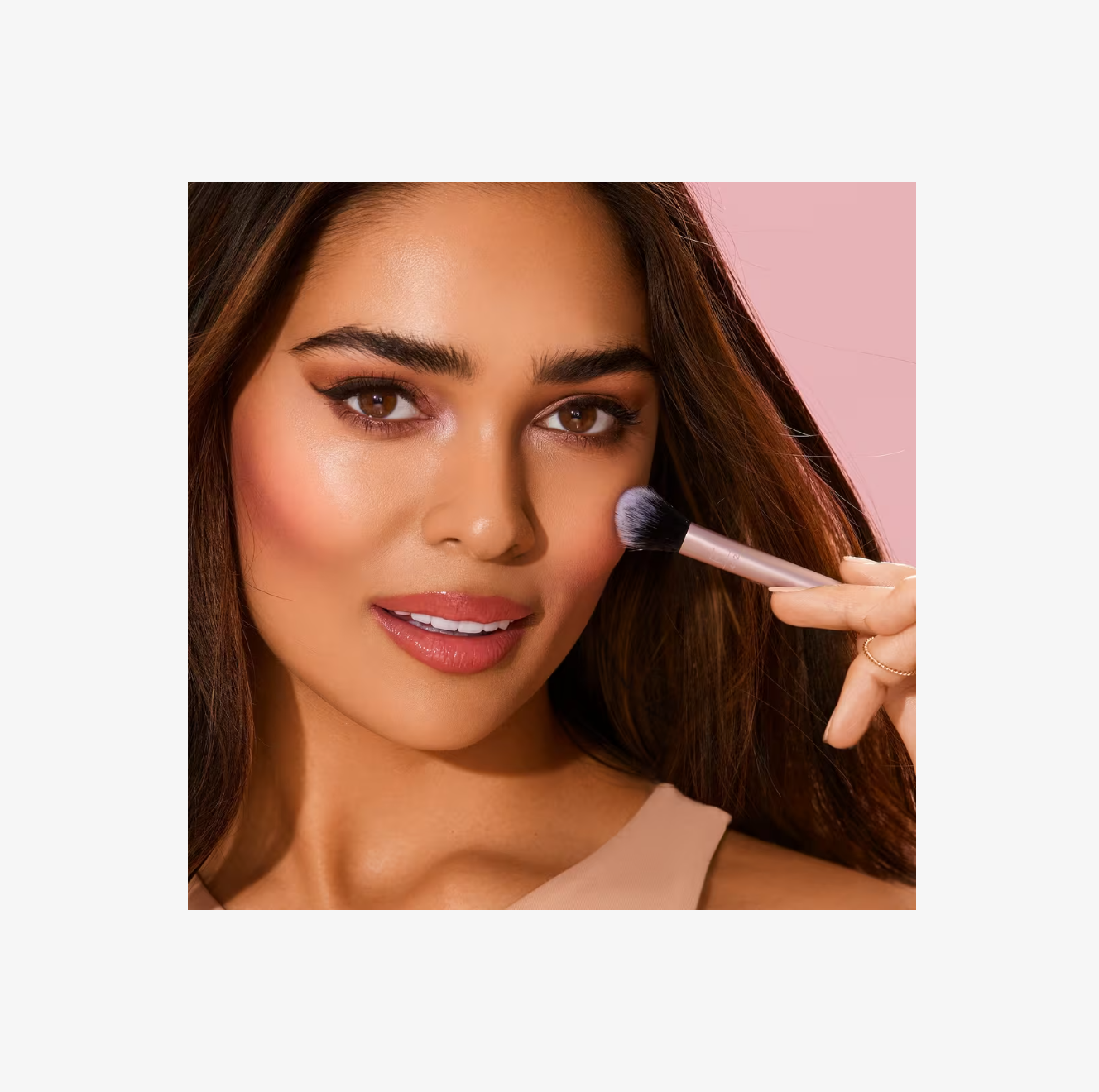 Set de Brochas y Esponja de Maquillaje Everyday Essentials