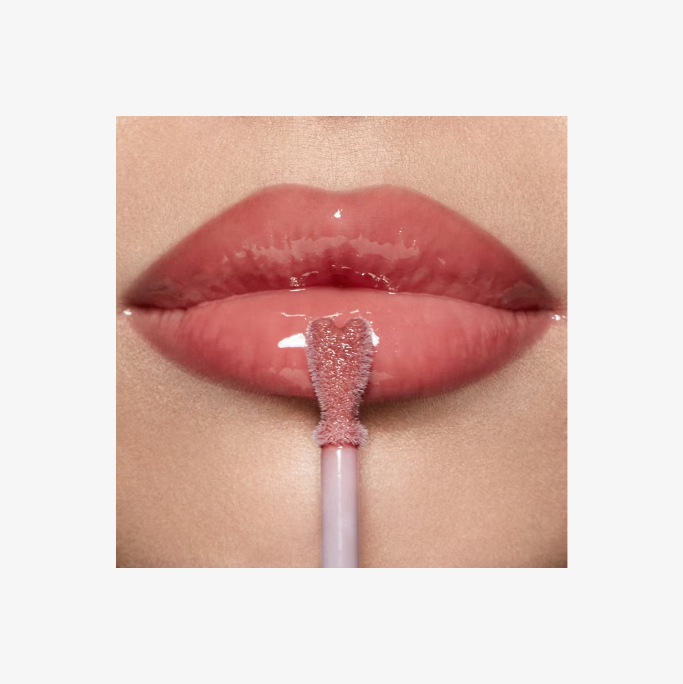 Charlotte Tilbury Collagen Lip Bath Gloss