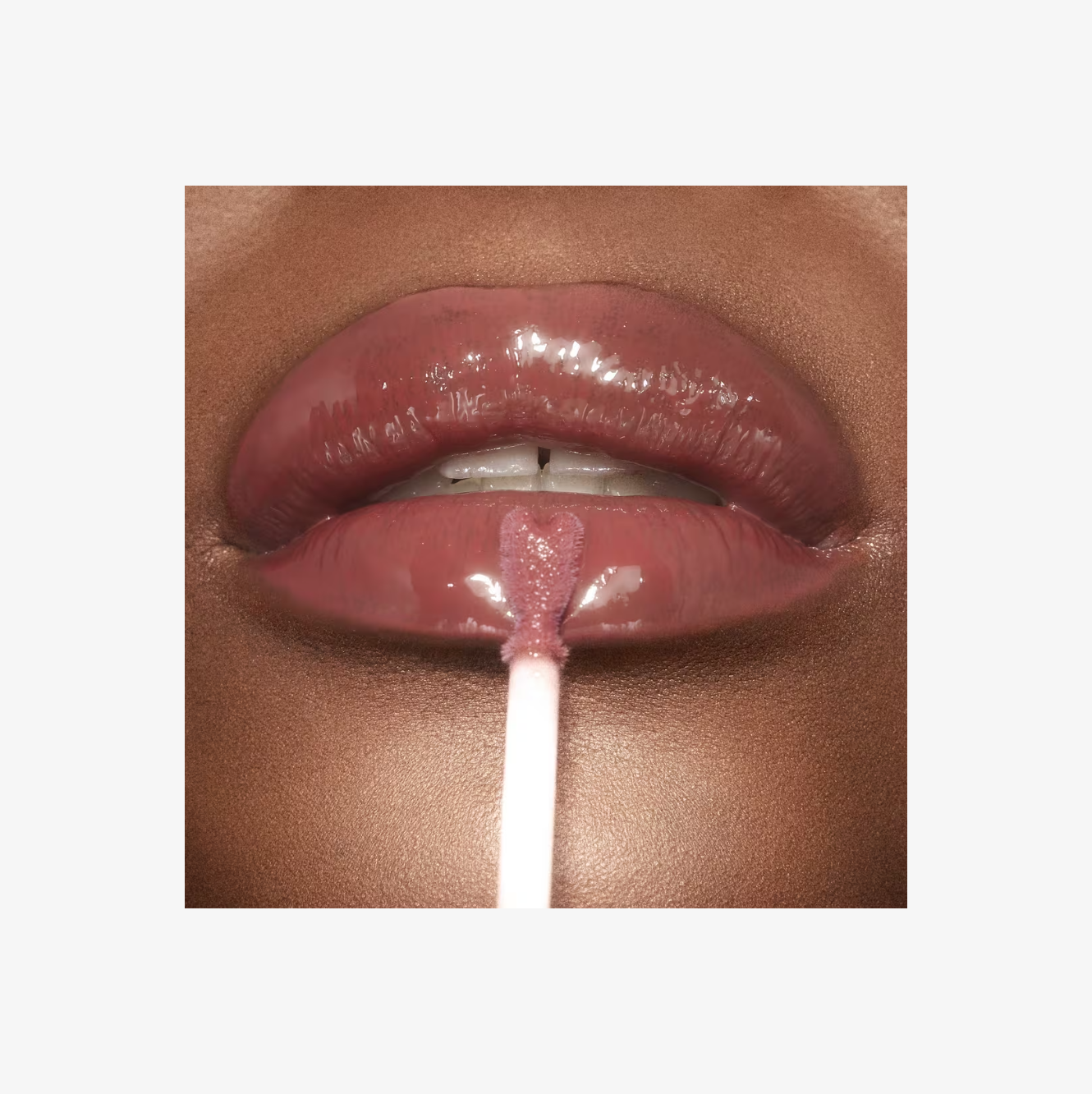 Charlotte Tilbury Collagen Lip Bath Gloss