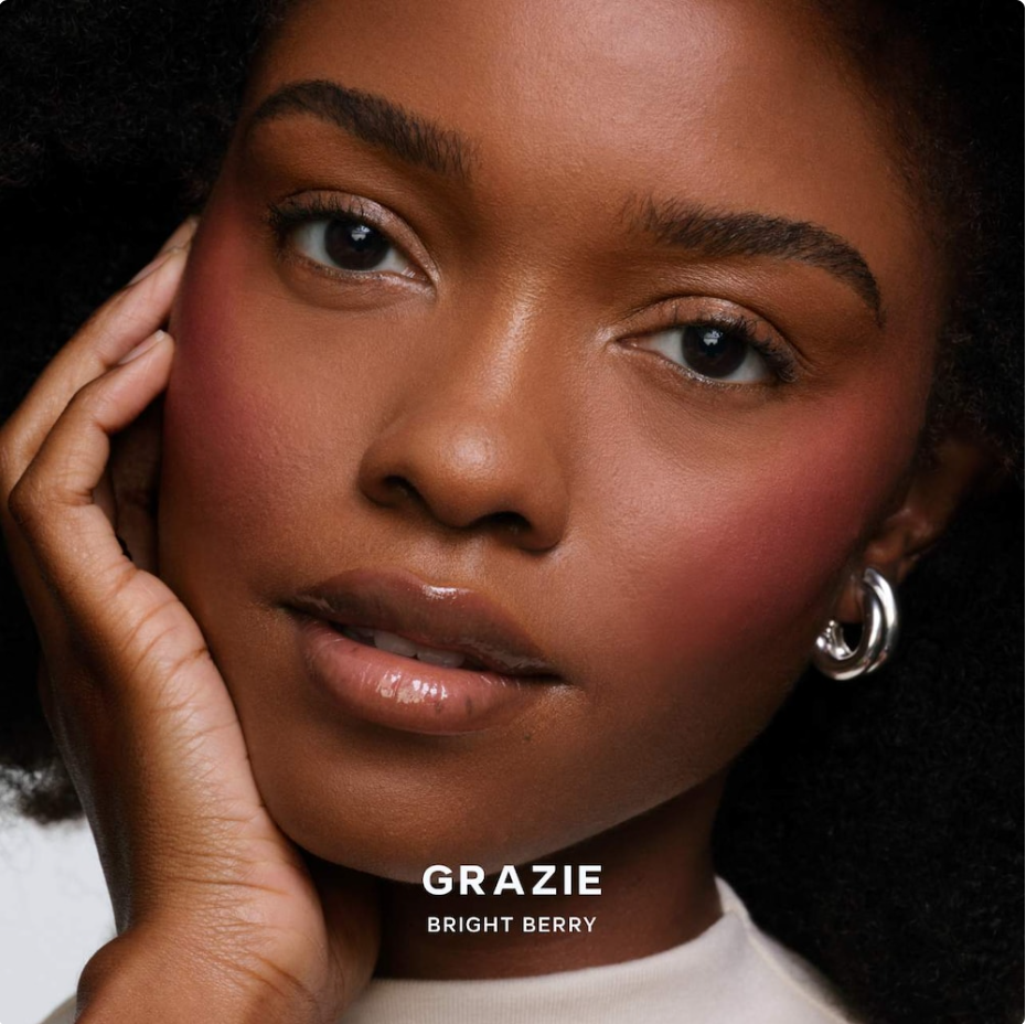 Saie SuperSuede™ — Rubor en Polvo Sin Talco