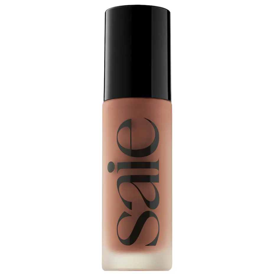 Saie Glowy Super Skin – Base ligera con ácido hialurónico