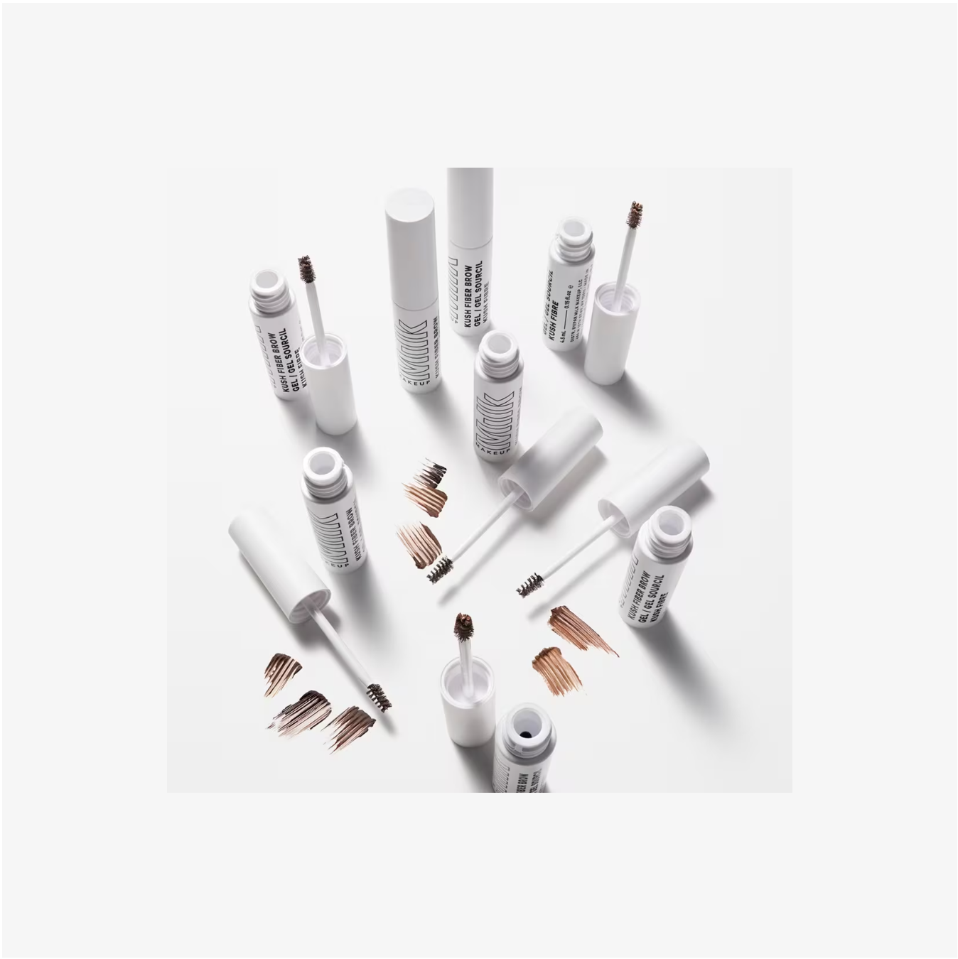 MILK MAKEUP KUSH Gel Voluminizador de Cejas con Fibras Engrosadoras