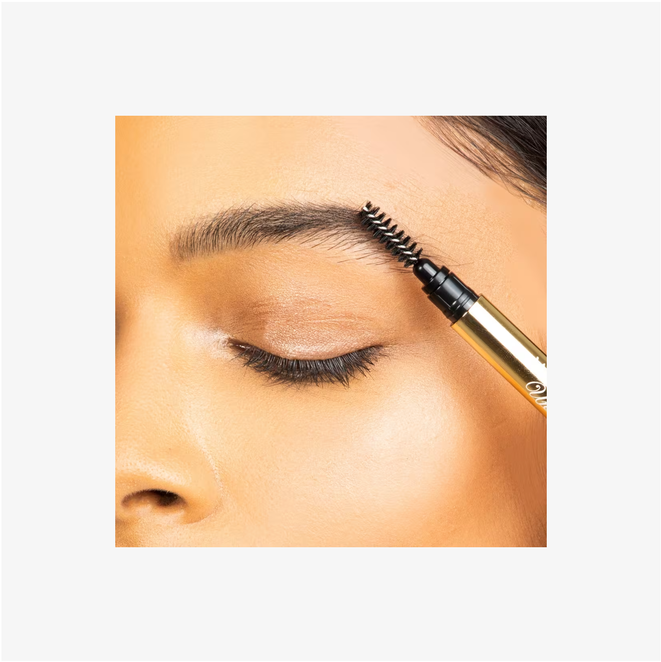 Winky Lux Uni-Brow Lápiz de Cejas – Tono Universal