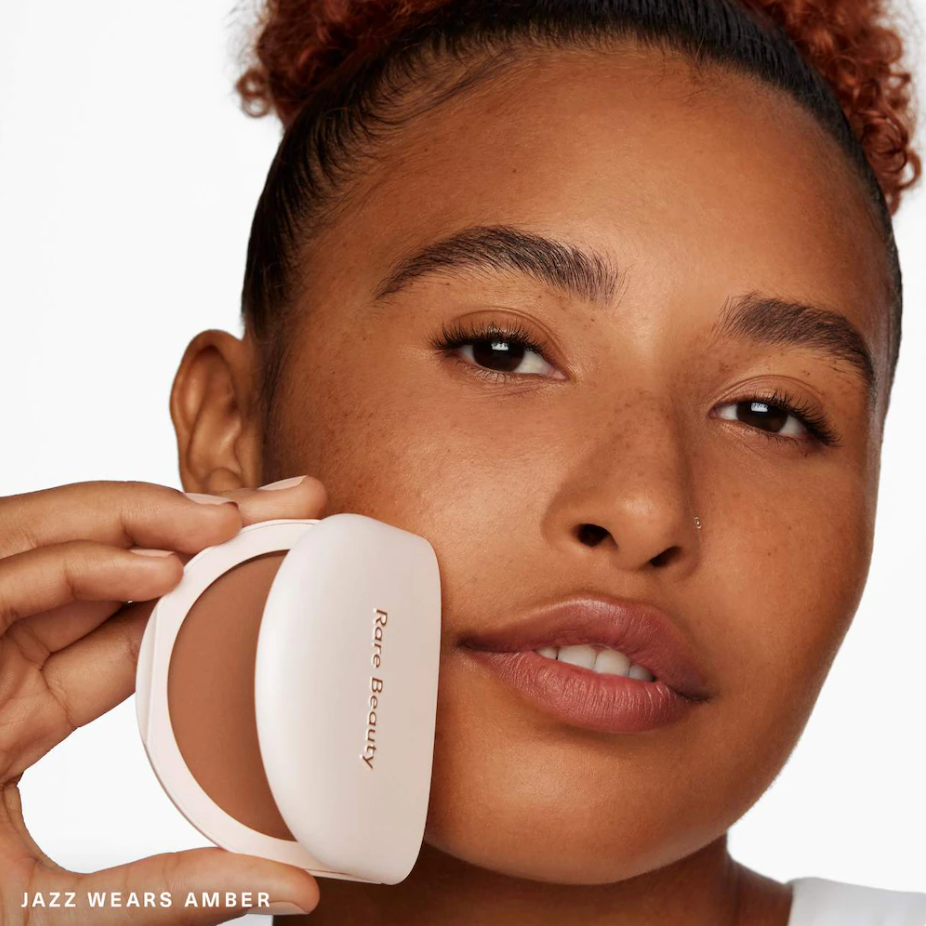 Rare Beauty by Selena Gomez True to Myself Polvo Compacto Translúcido