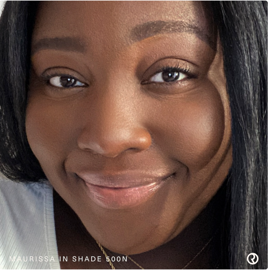 Rare Beauty by Selena Gomez Base de Maquillaje Líquida Liquid Touch