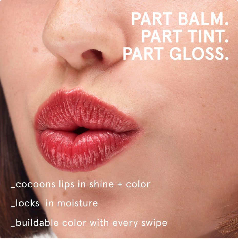 Glossier Ultralip High Shine Lipstick con ácido hialurónico