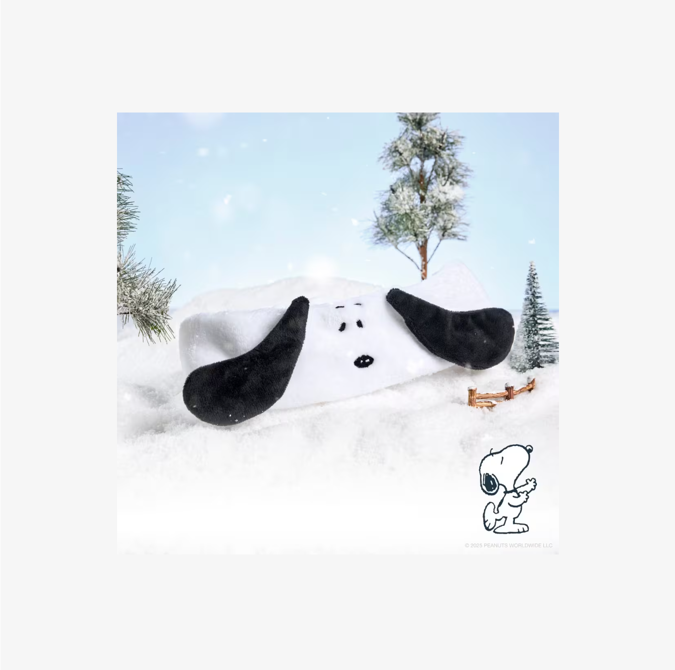 The Crème Shop Peanuts Cool & Cozy Plush Spa Headband