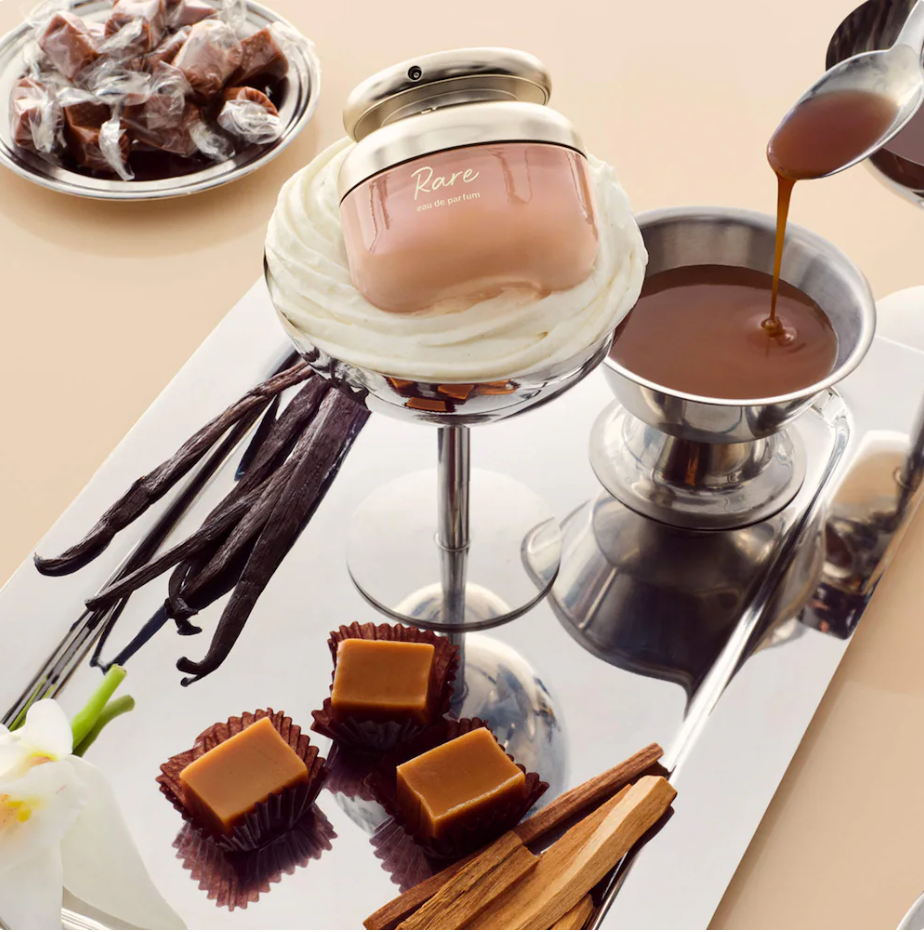 Rare Beauty Rare Eau de Parfum con Vainilla y Caramelo Perfume