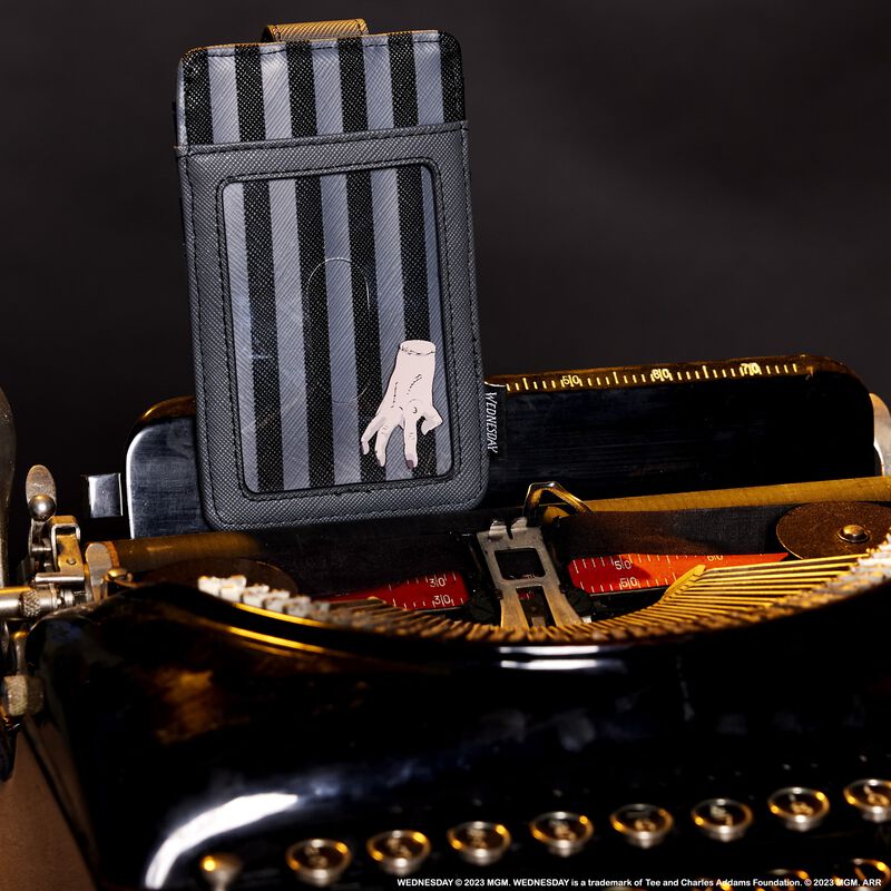 Wednesday Locos Addams Nevermore Tarjetero