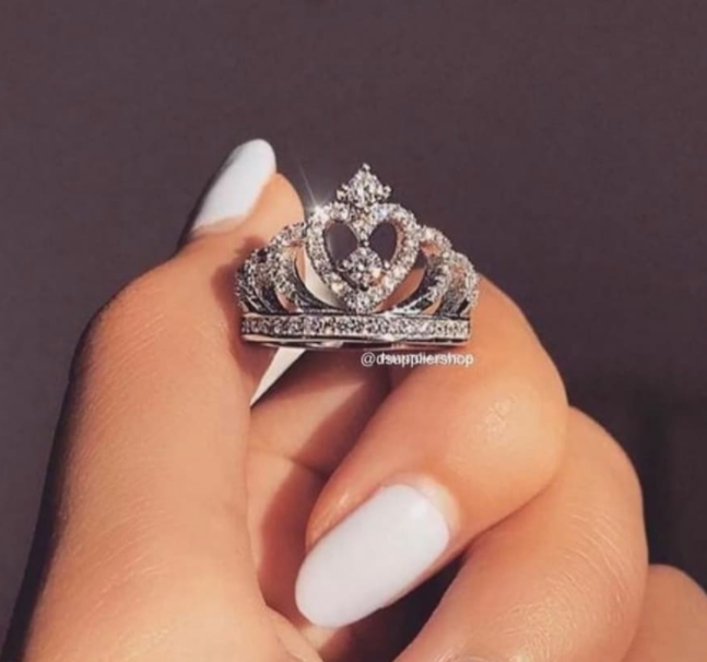 Anillo Corona Real