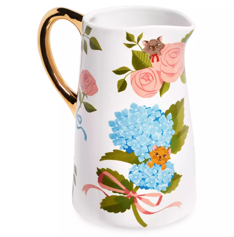 Los Aristogatos Jarra by Ann Shen