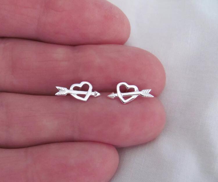 Aretes De Flecha Corazon Plata