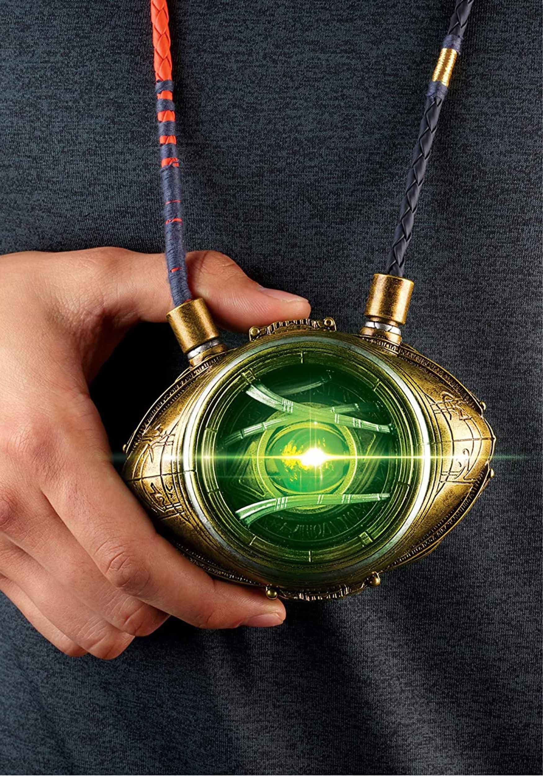 Marvel Legends Series Doctor Strange Eye of Agamotto Ojo De Agamotto