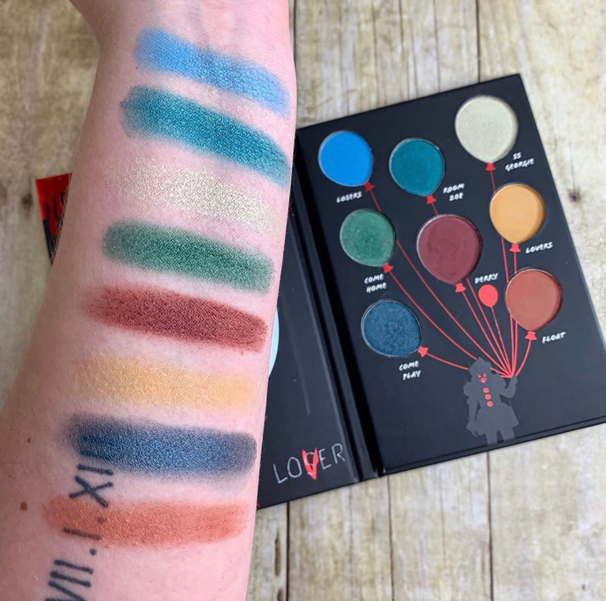 Paleta De Sombras IT Payaso Eso Maquillaje